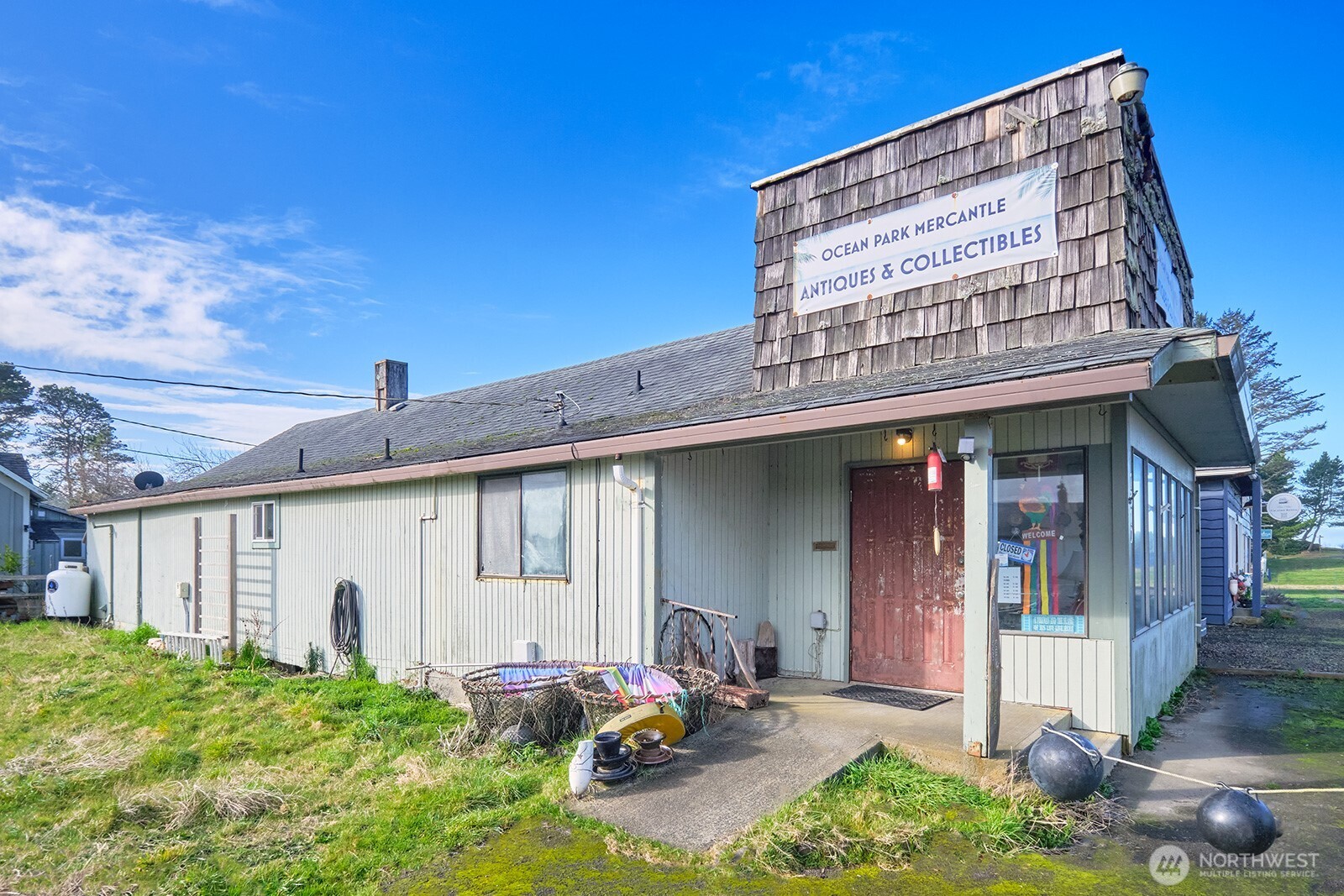 1310 Bay Avenue Property Photo 1