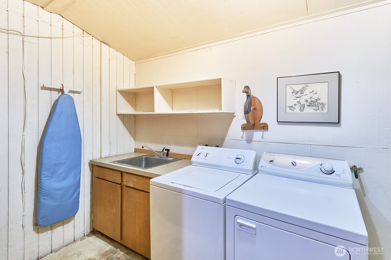1310 Bay Avenue Property Photo 12
