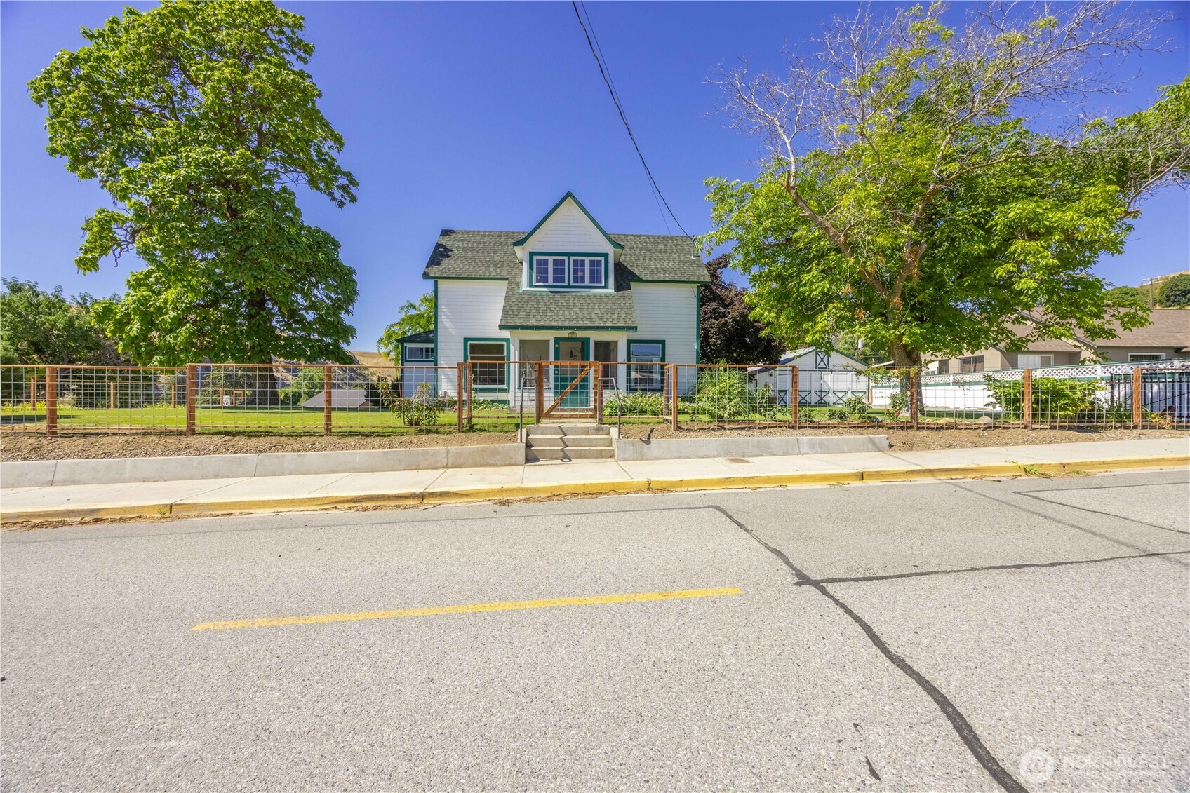 107 Chris Street Property Photo