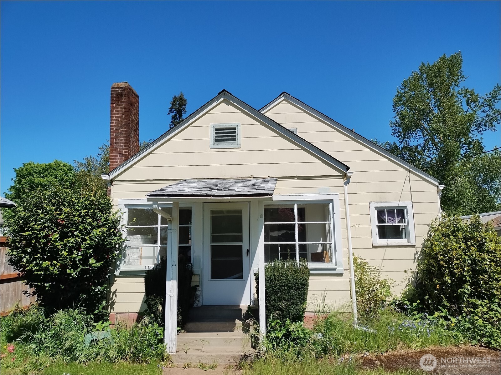 1811 Se 8th Avenue Property Photo