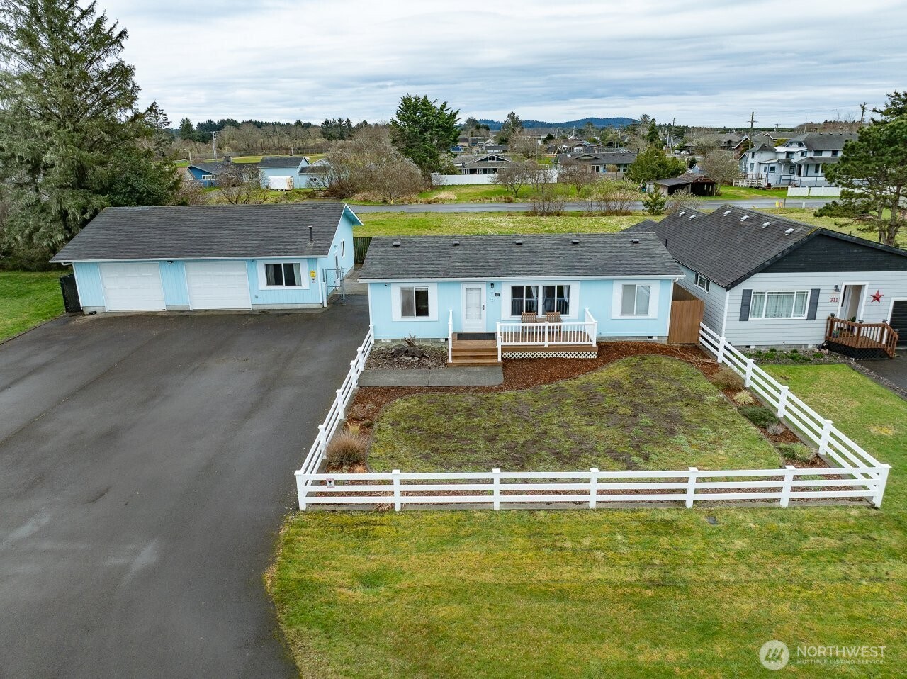 315 4th Street Property Photo