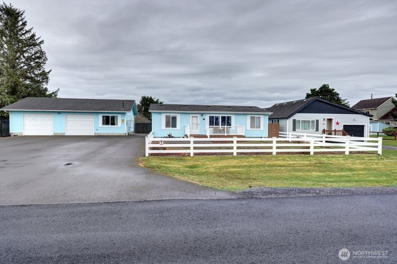 315 4th Street Property Photo 2
