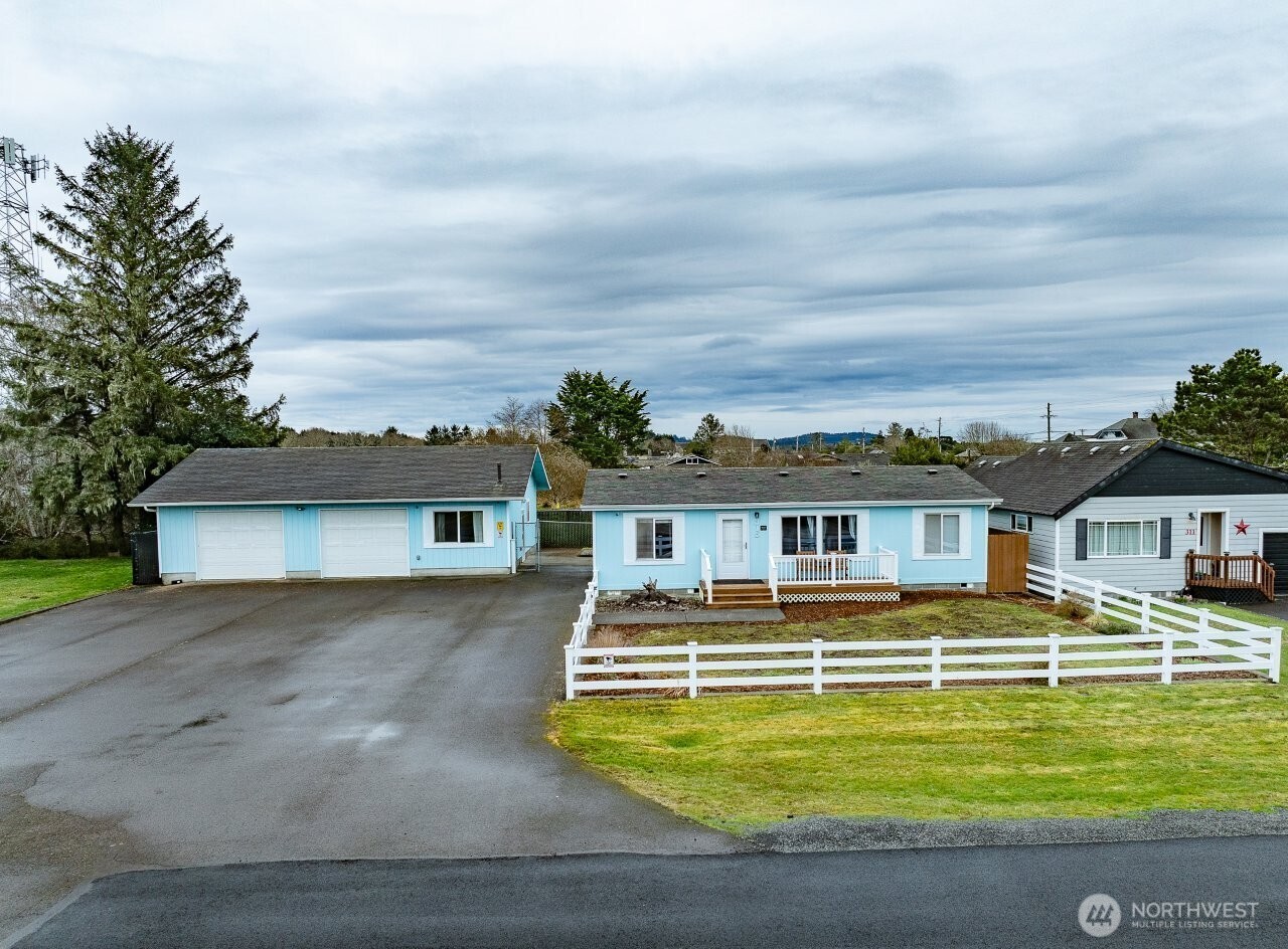 315 4th Street Property Photo 3