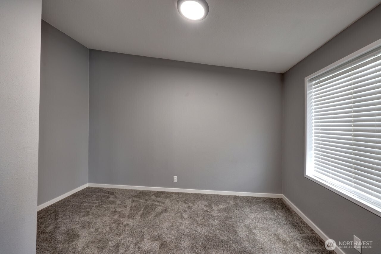 315 4th Street Property Photo 18