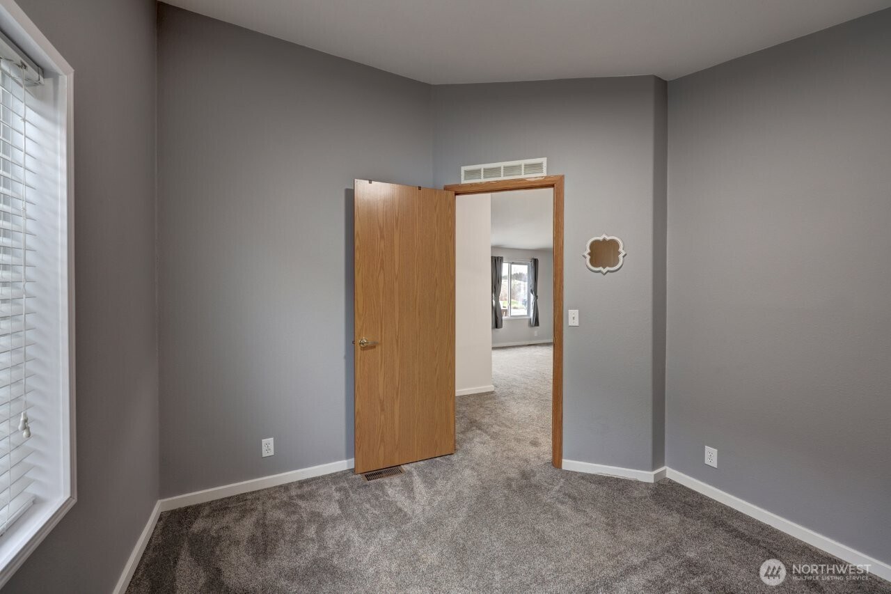 315 4th Street Property Photo 24