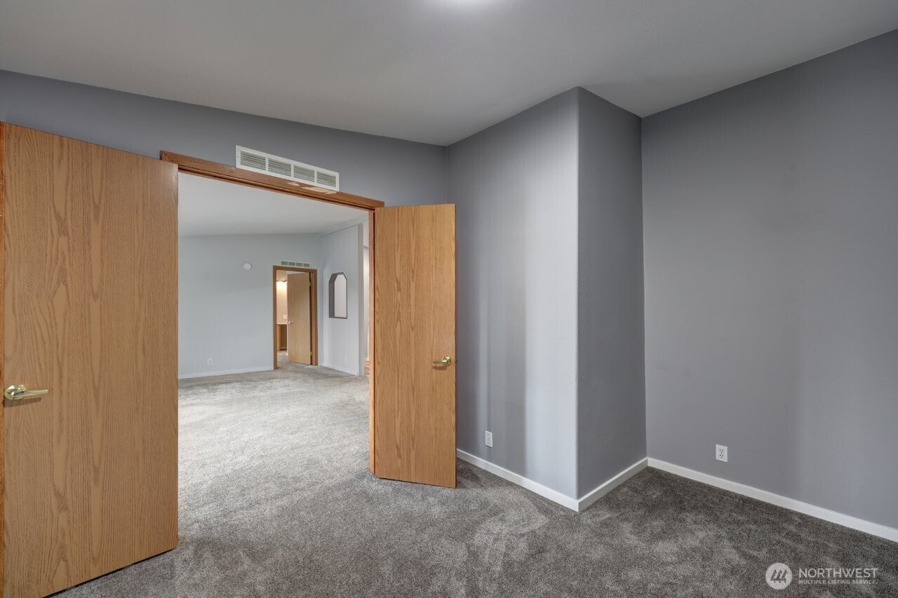315 4th Street Property Photo 25