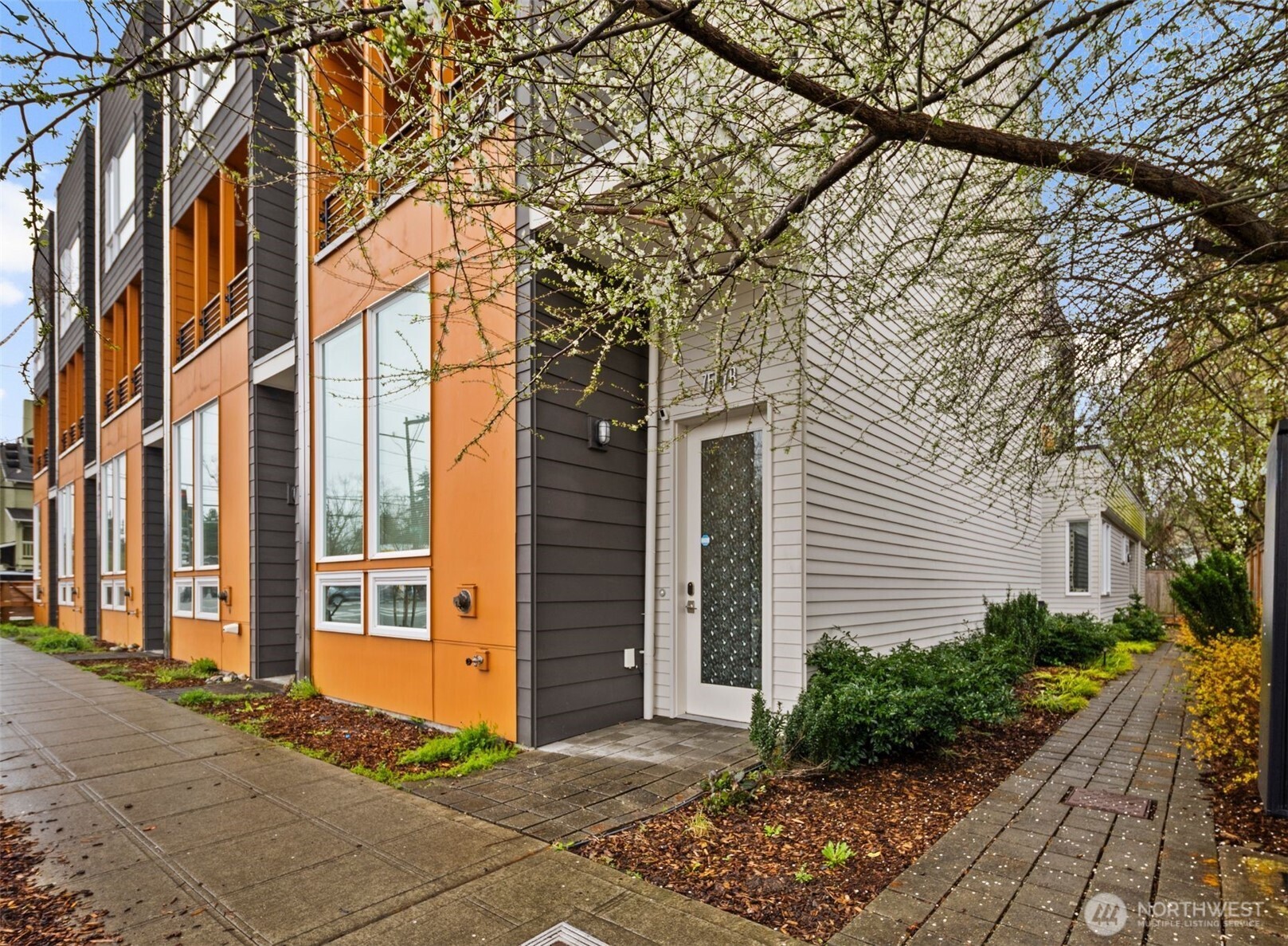 Roosevelt High Real Estate Listings Main Image