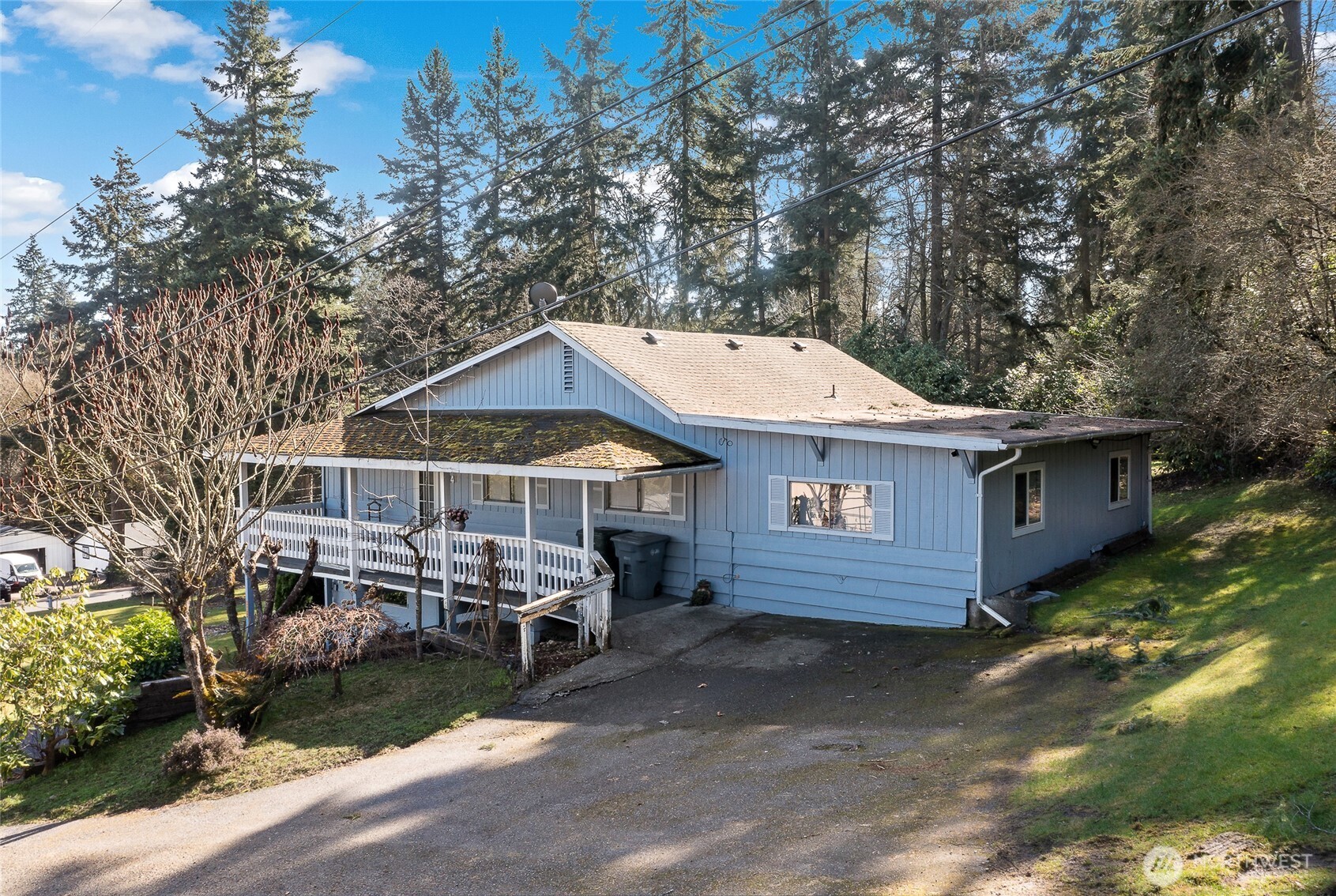 5714 Vickery Avenue Property Photo