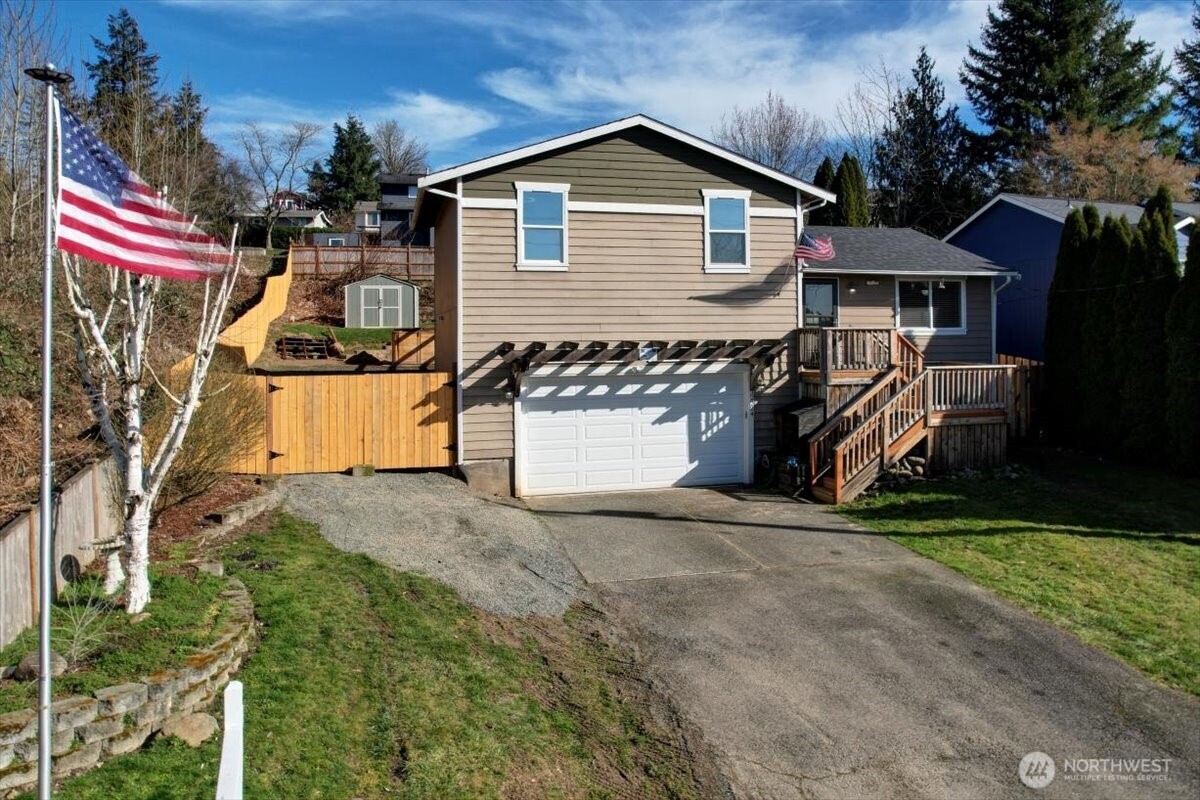 32224 4th Avenue Property Photo