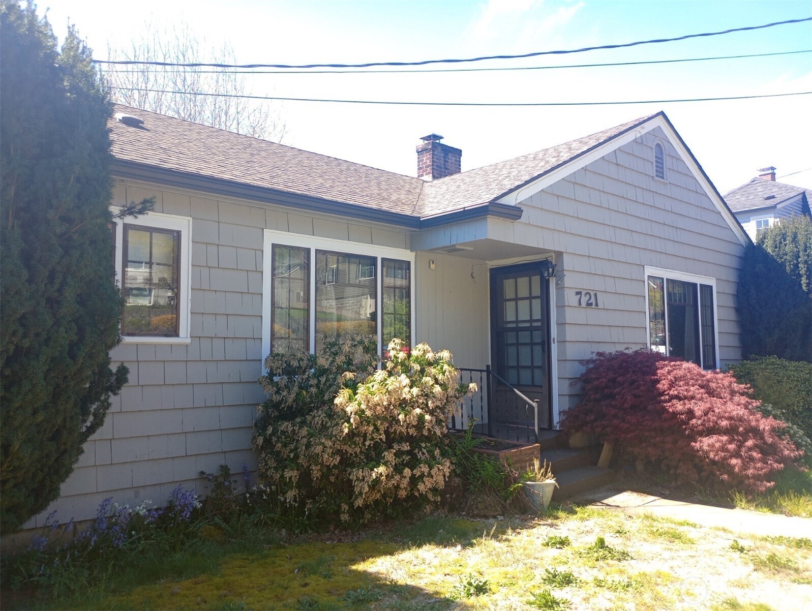 721 Se Adams Avenue Property Photo 1