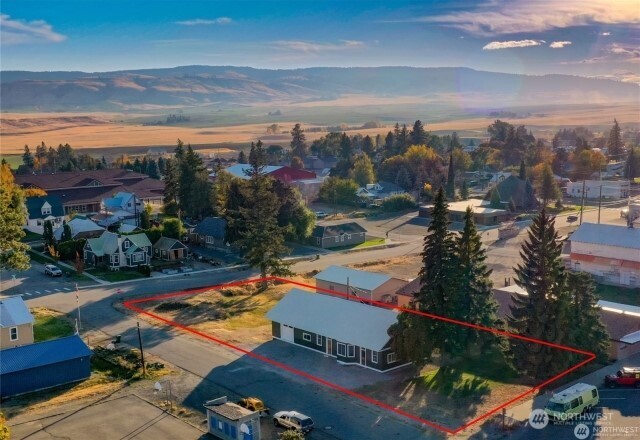 108 S Rainier Street Property Photo 1