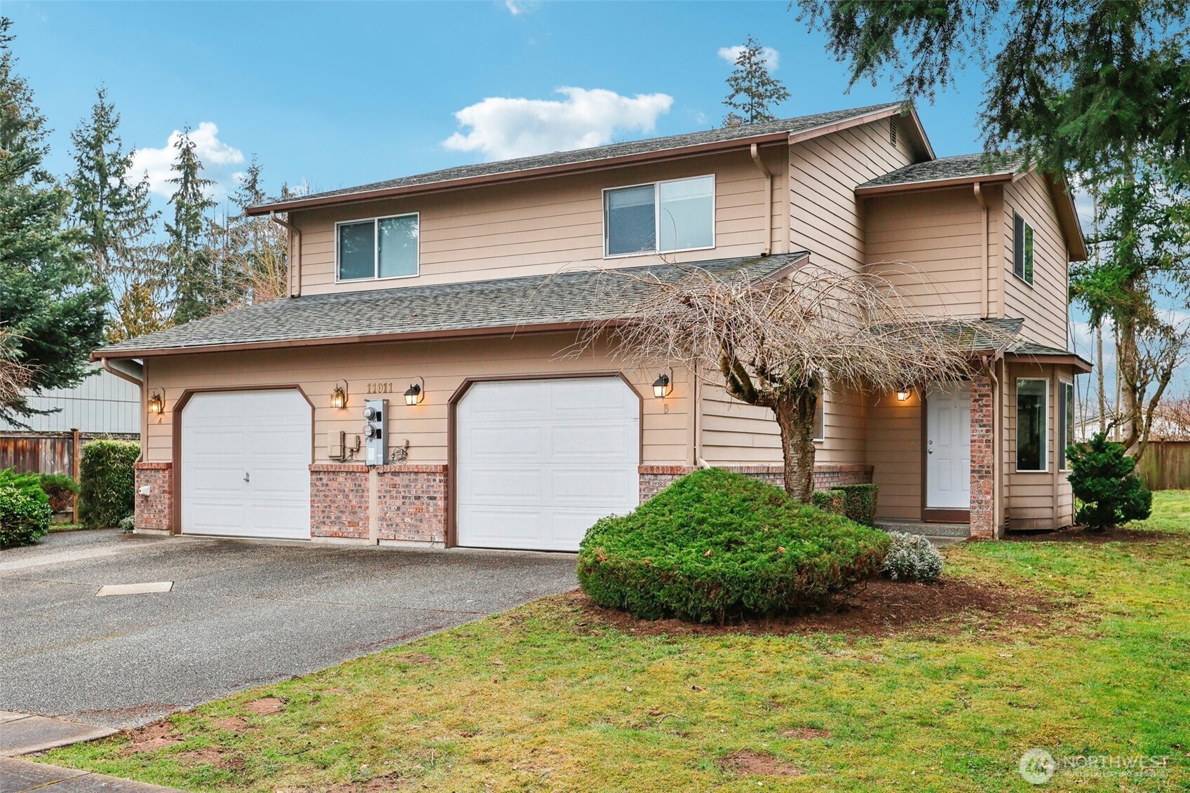 11911 54th Drive Property Photo