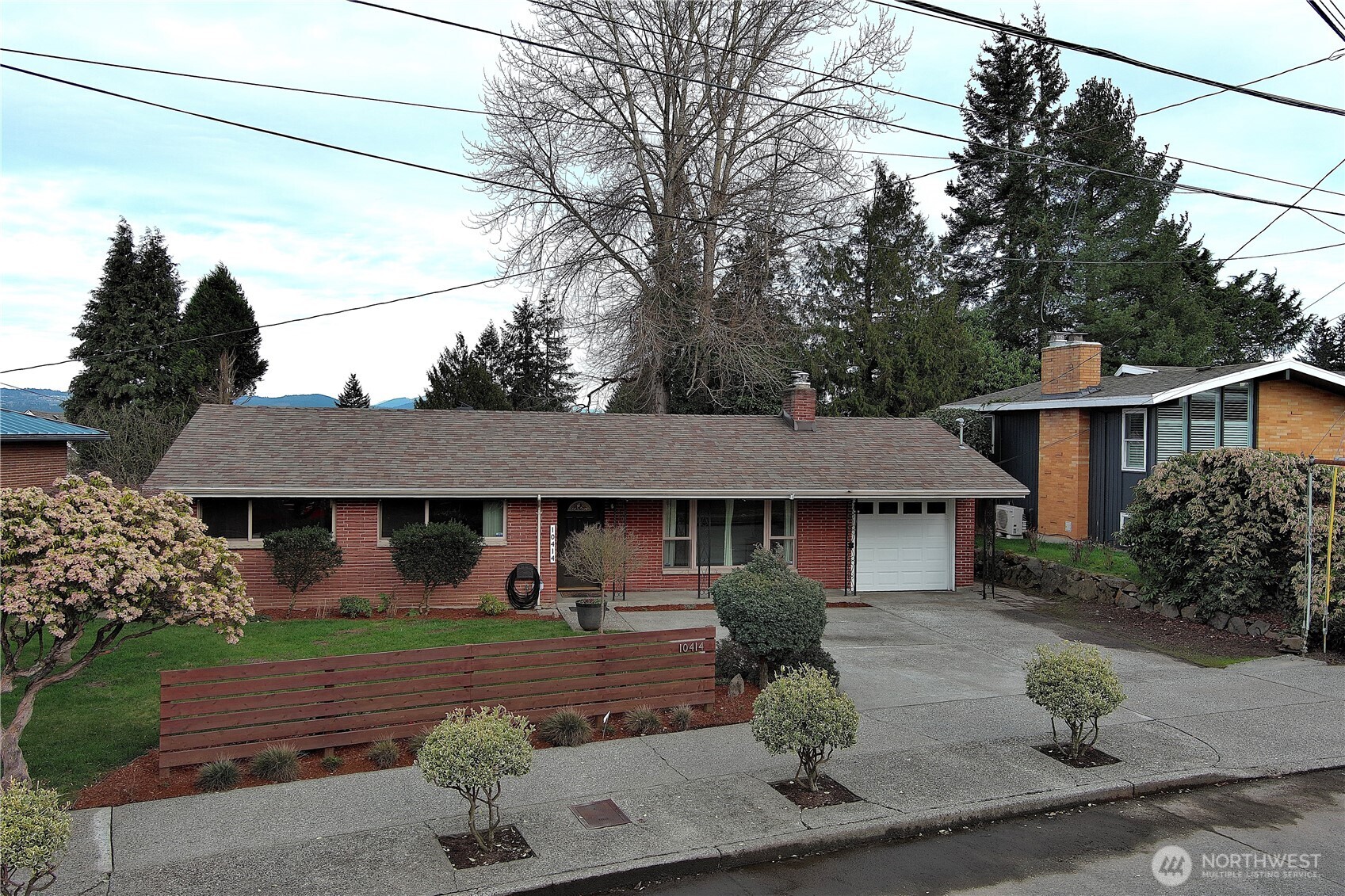 10414 61st Avenue Property Photo 1