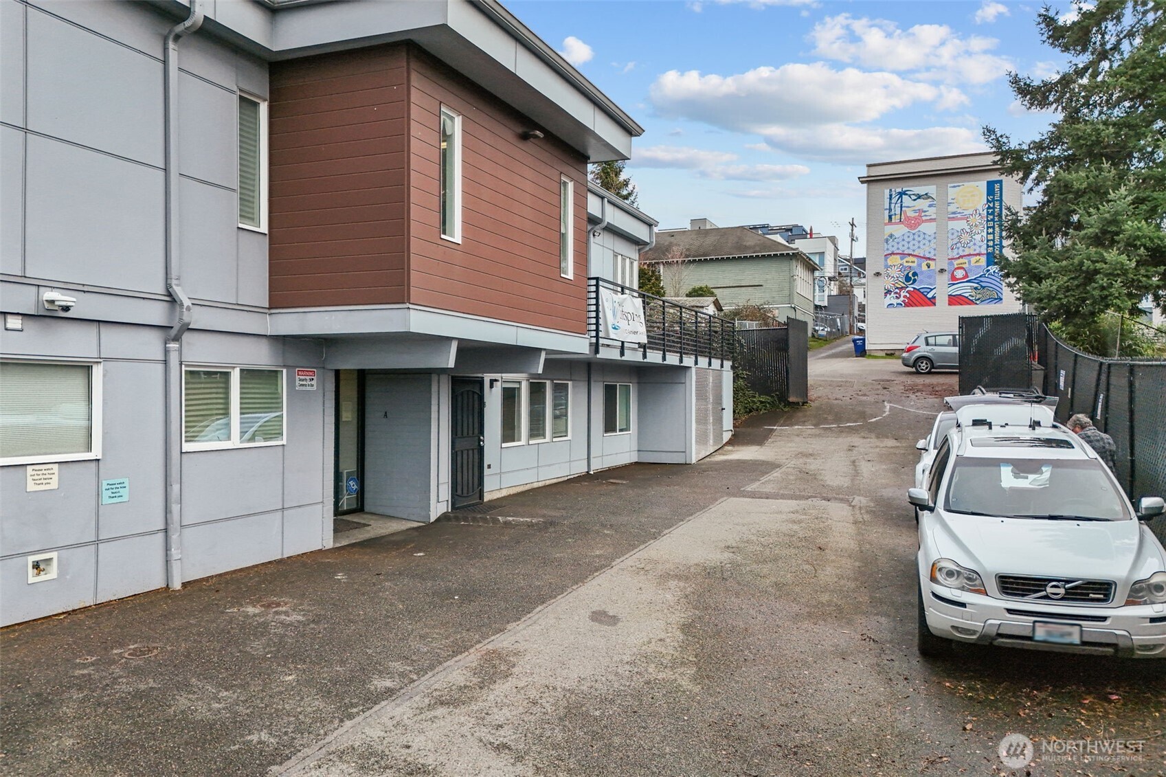 510 Rainier Avenue Property Photo 2