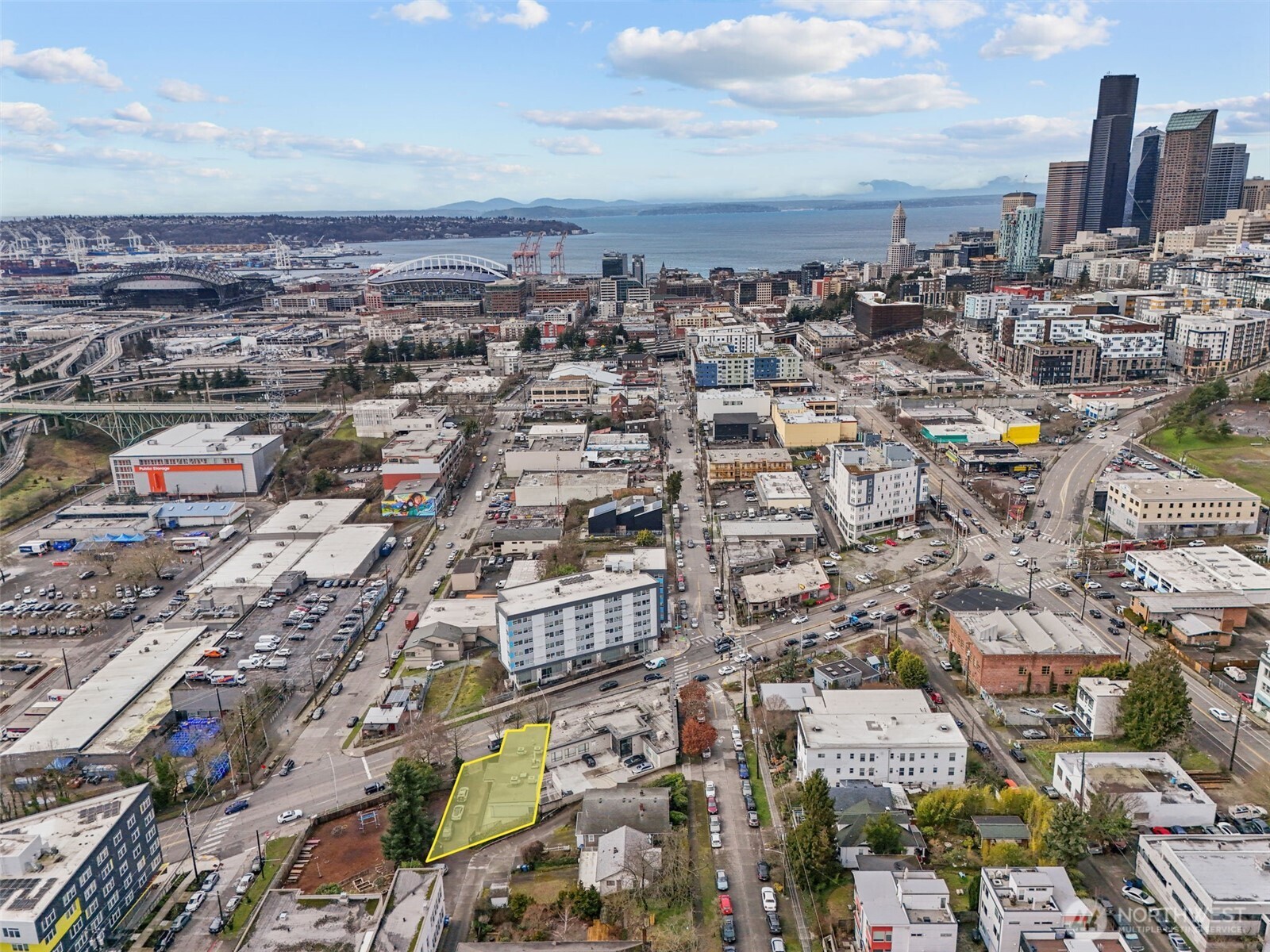 510 Rainier Avenue Property Photo 3