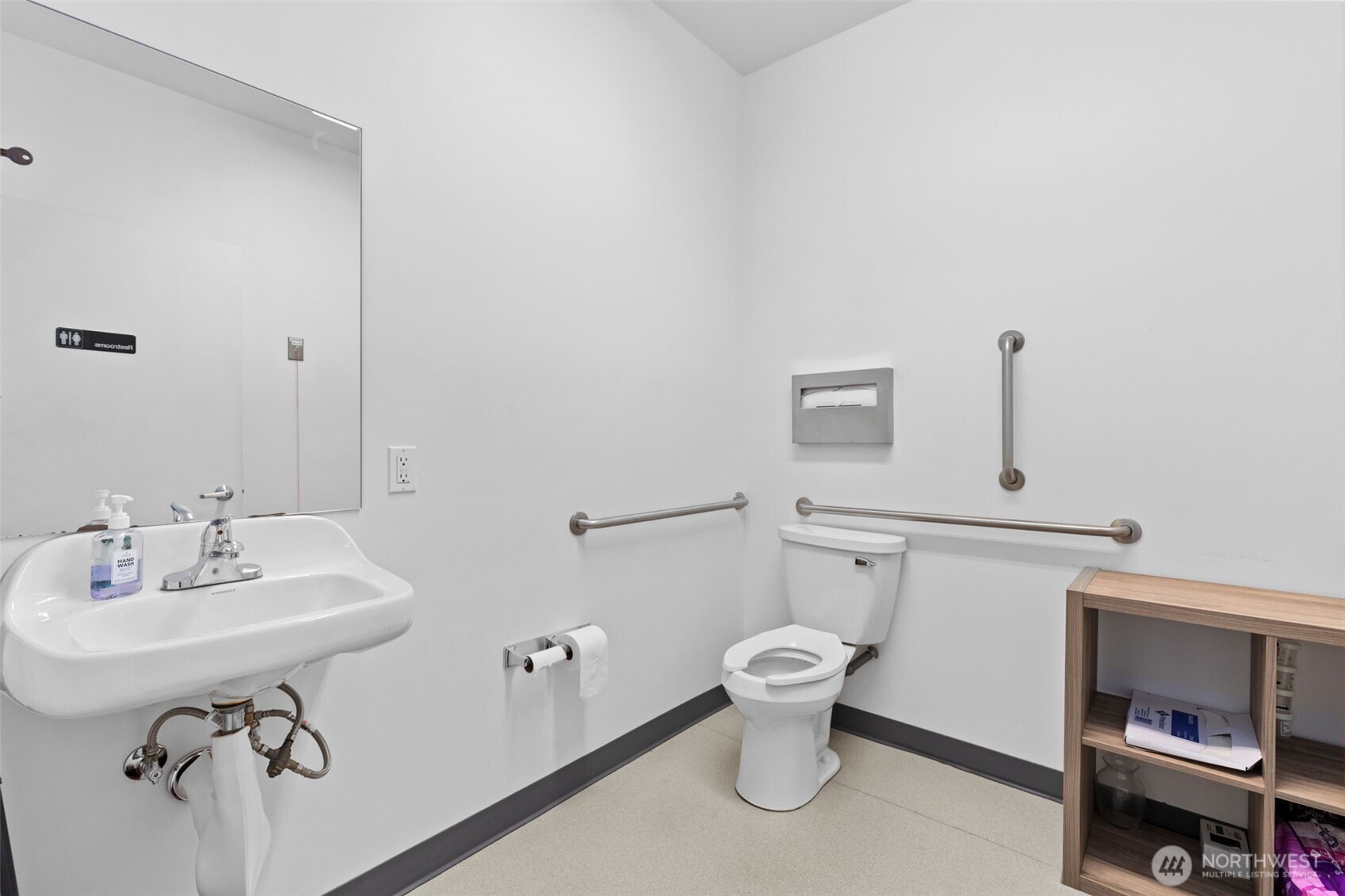 510 Rainier Avenue Property Photo 7