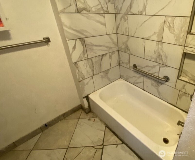 320 Queen Avenue Property Photo 19