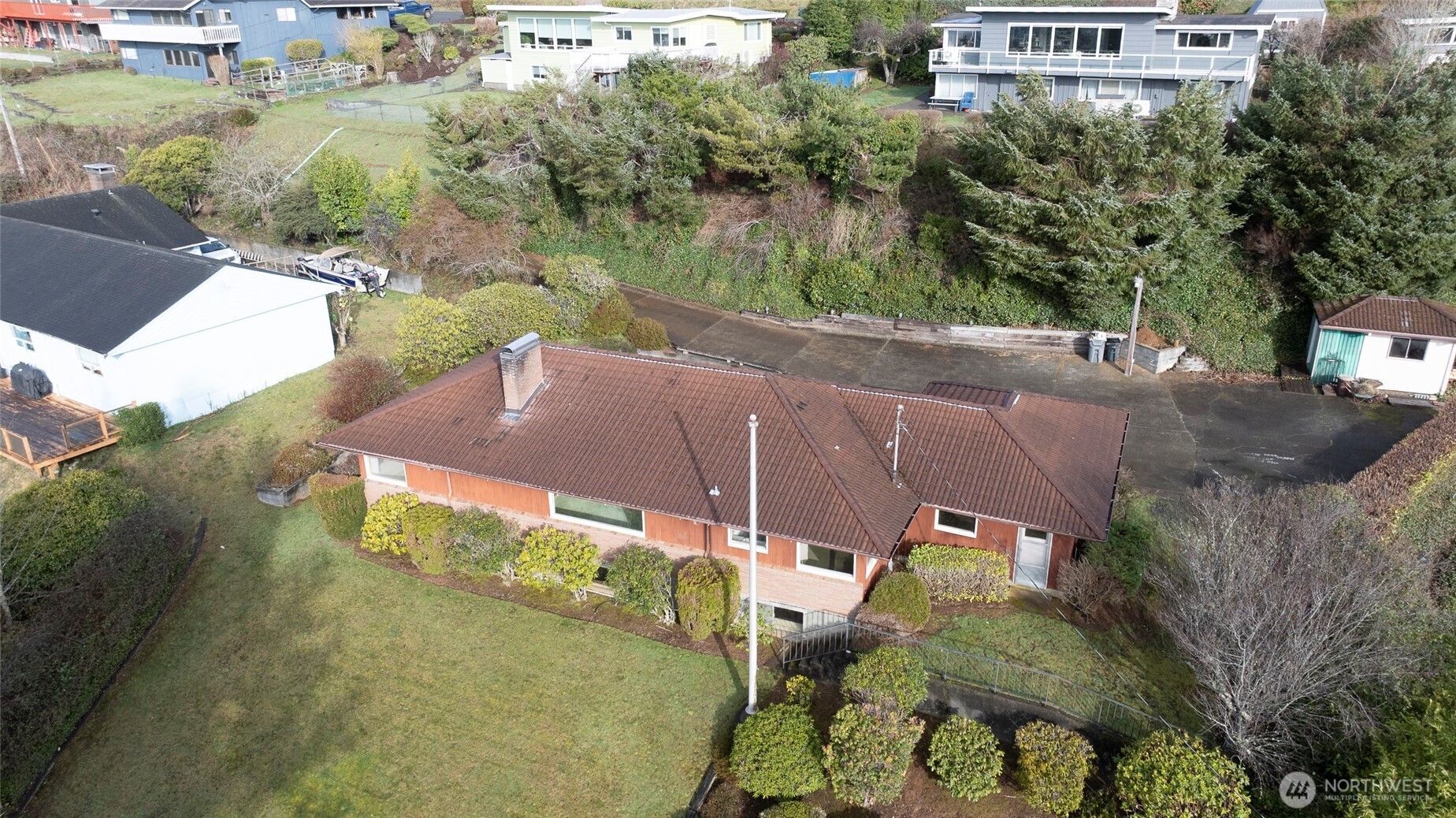 411 Gale Street Property Photo