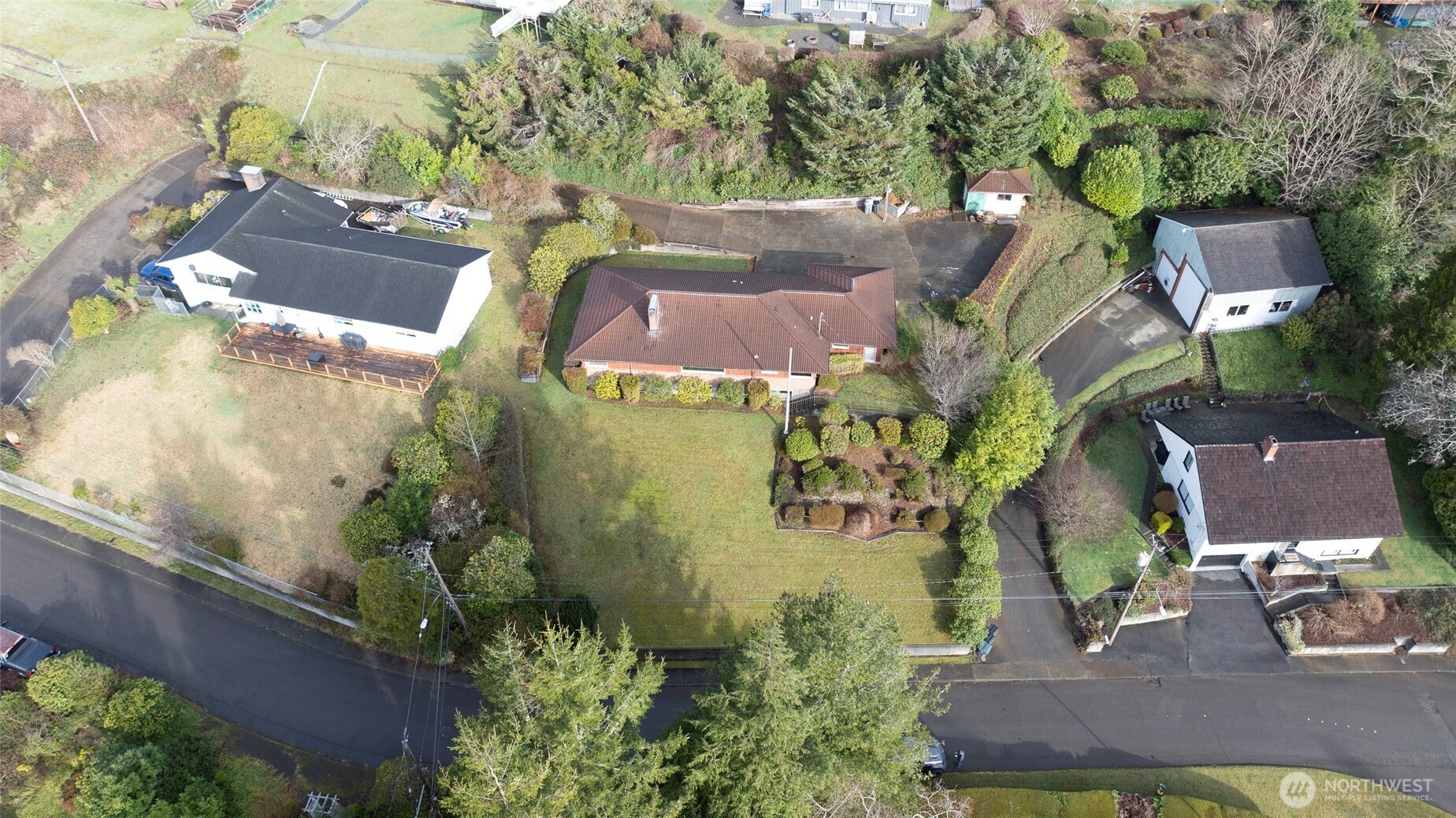 411 Gale Street Property Photo 2