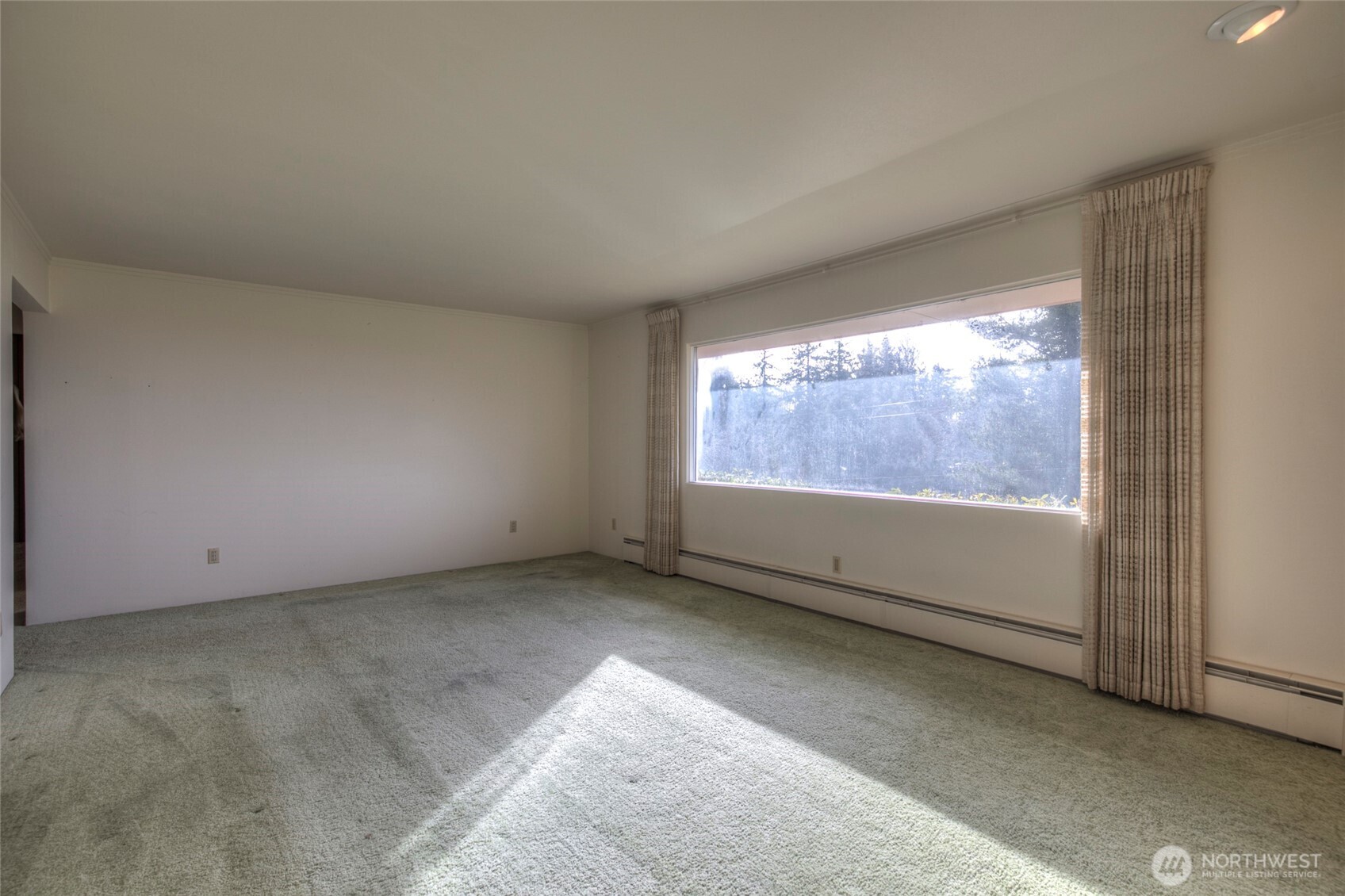 411 Gale Street Property Photo 15