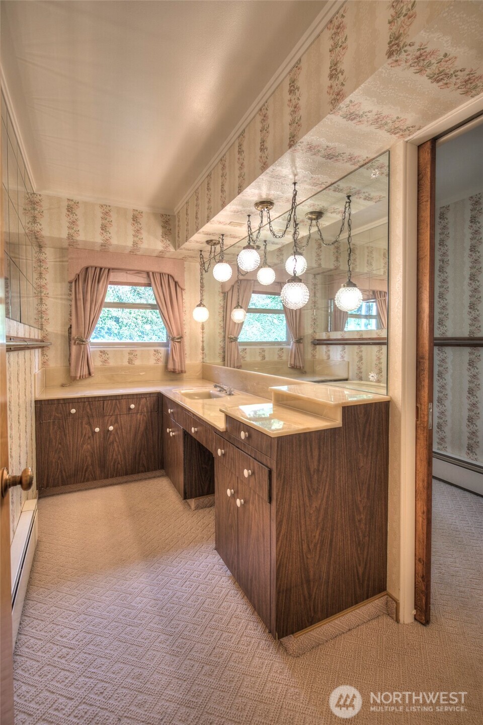 411 Gale Street Property Photo 22