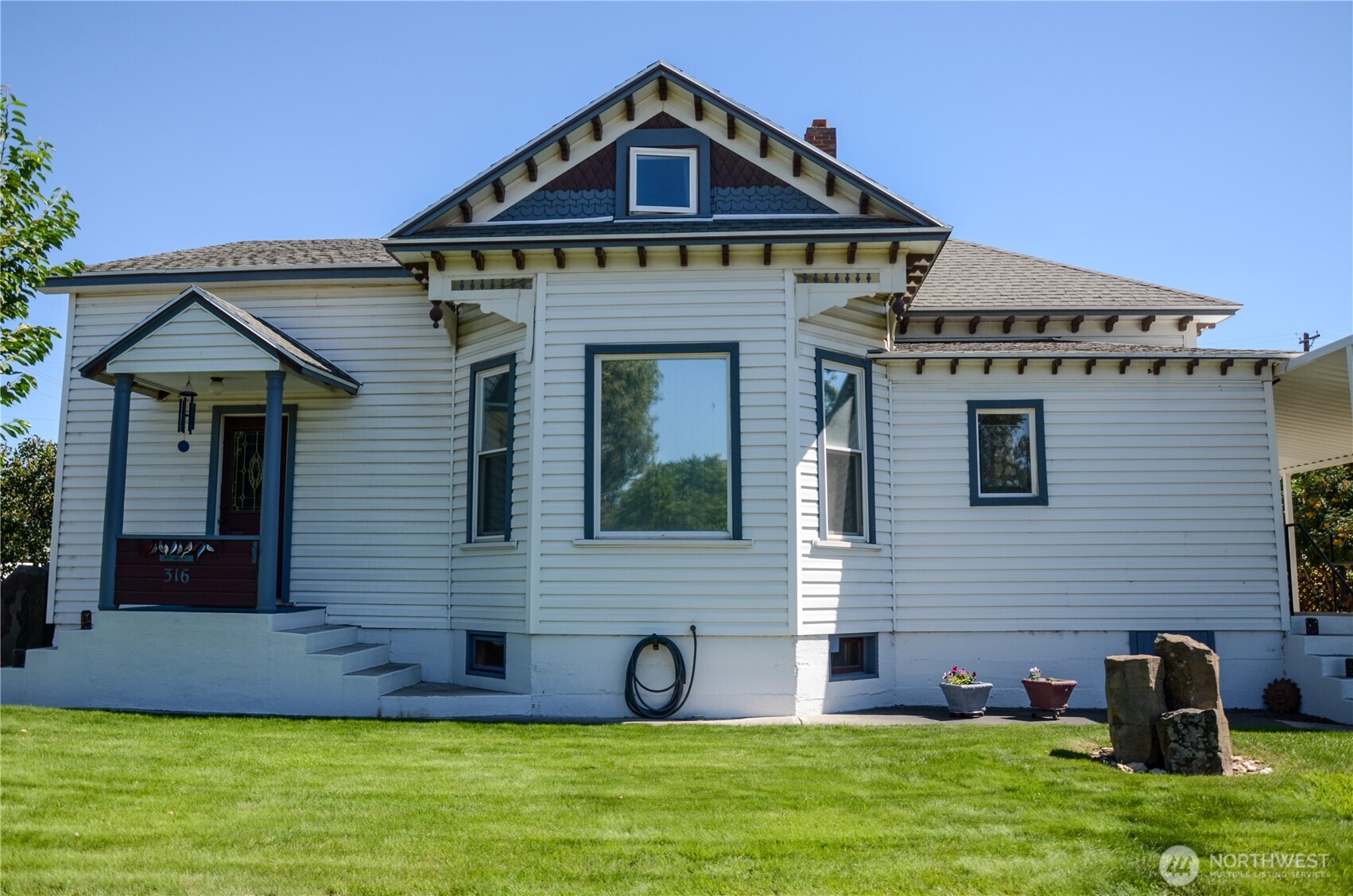 316 E Alder Avenue Property Photo