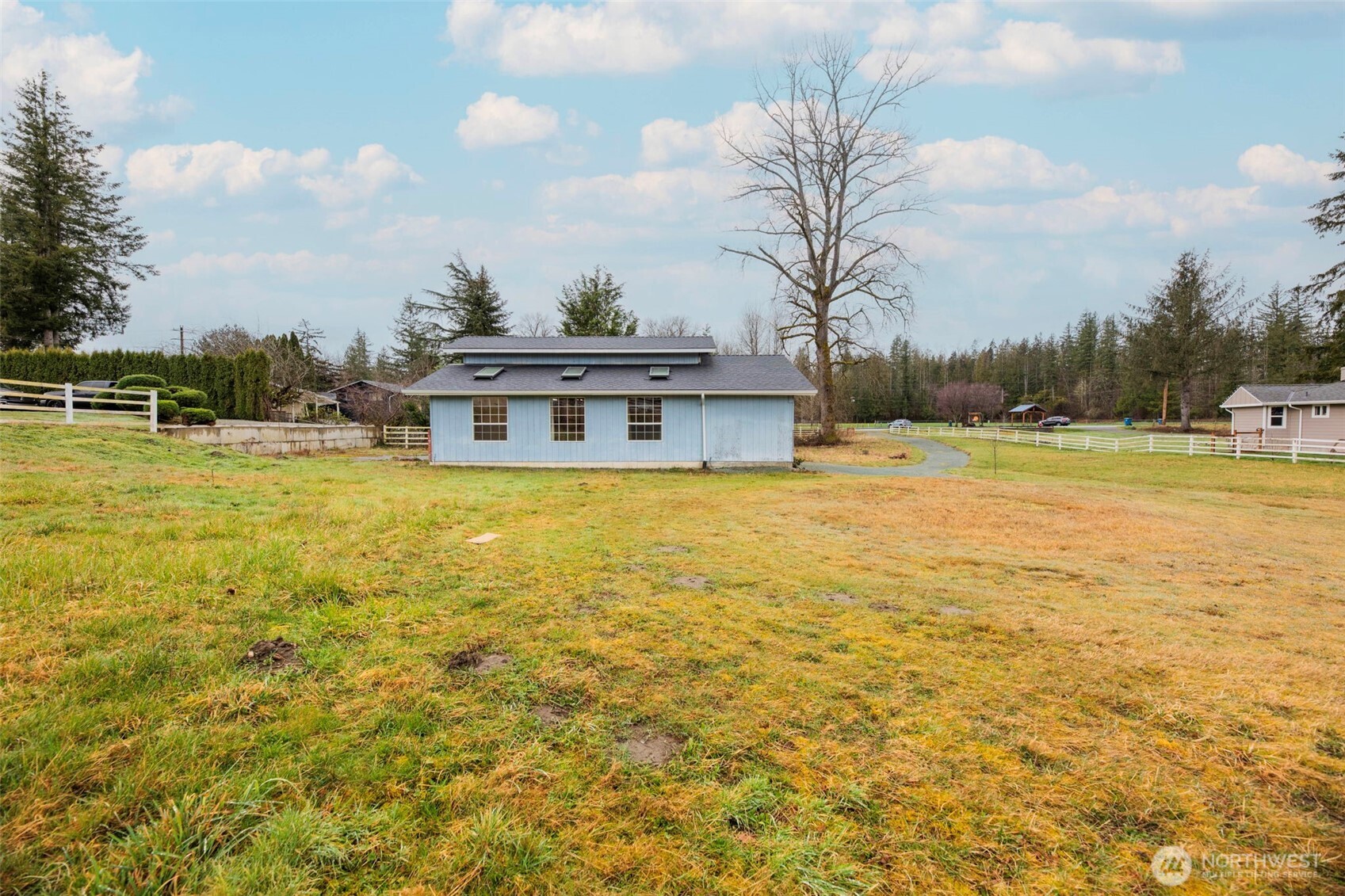 808 1st Street Property Photo 4