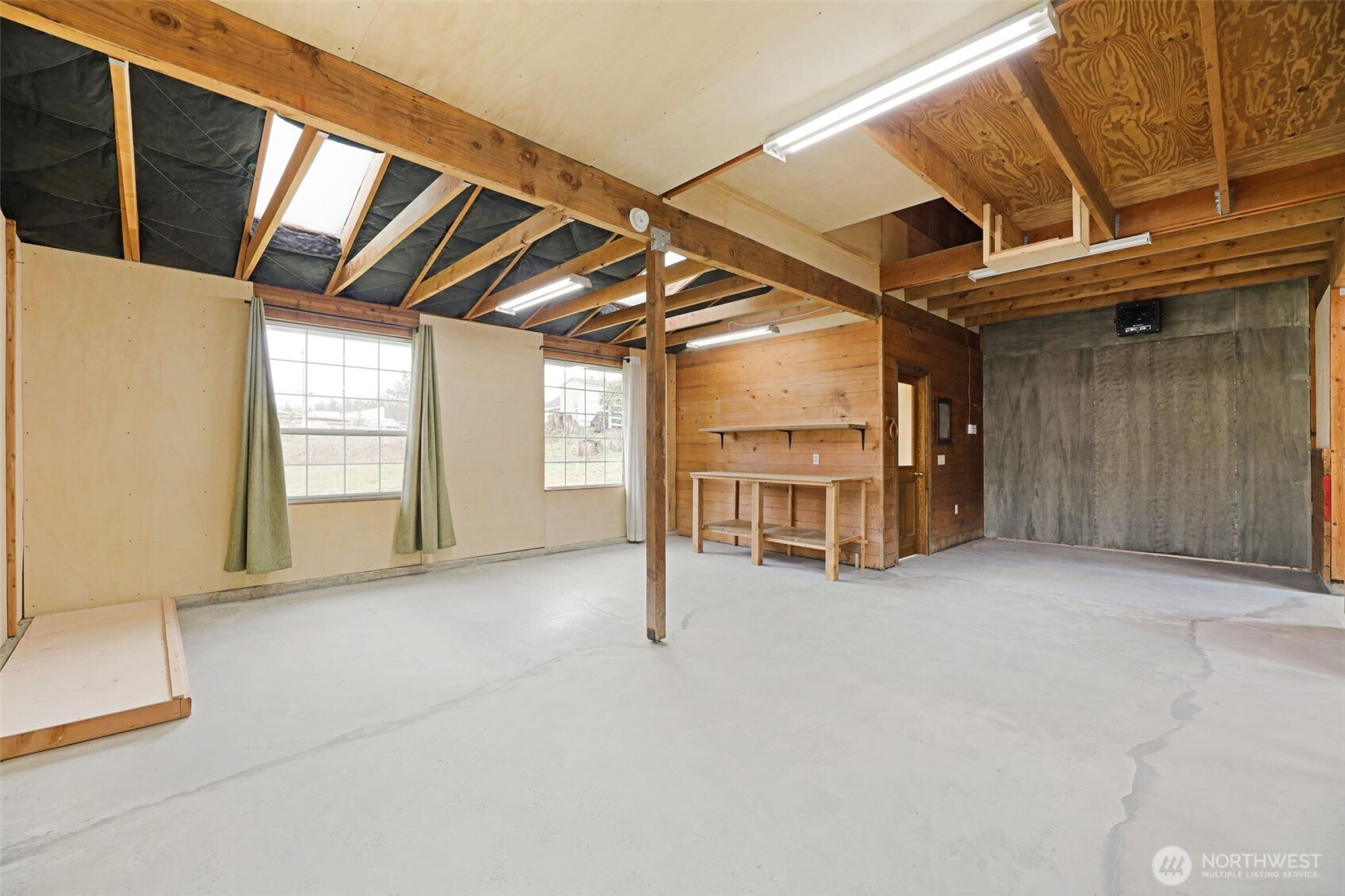 808 1st Street Property Photo 10