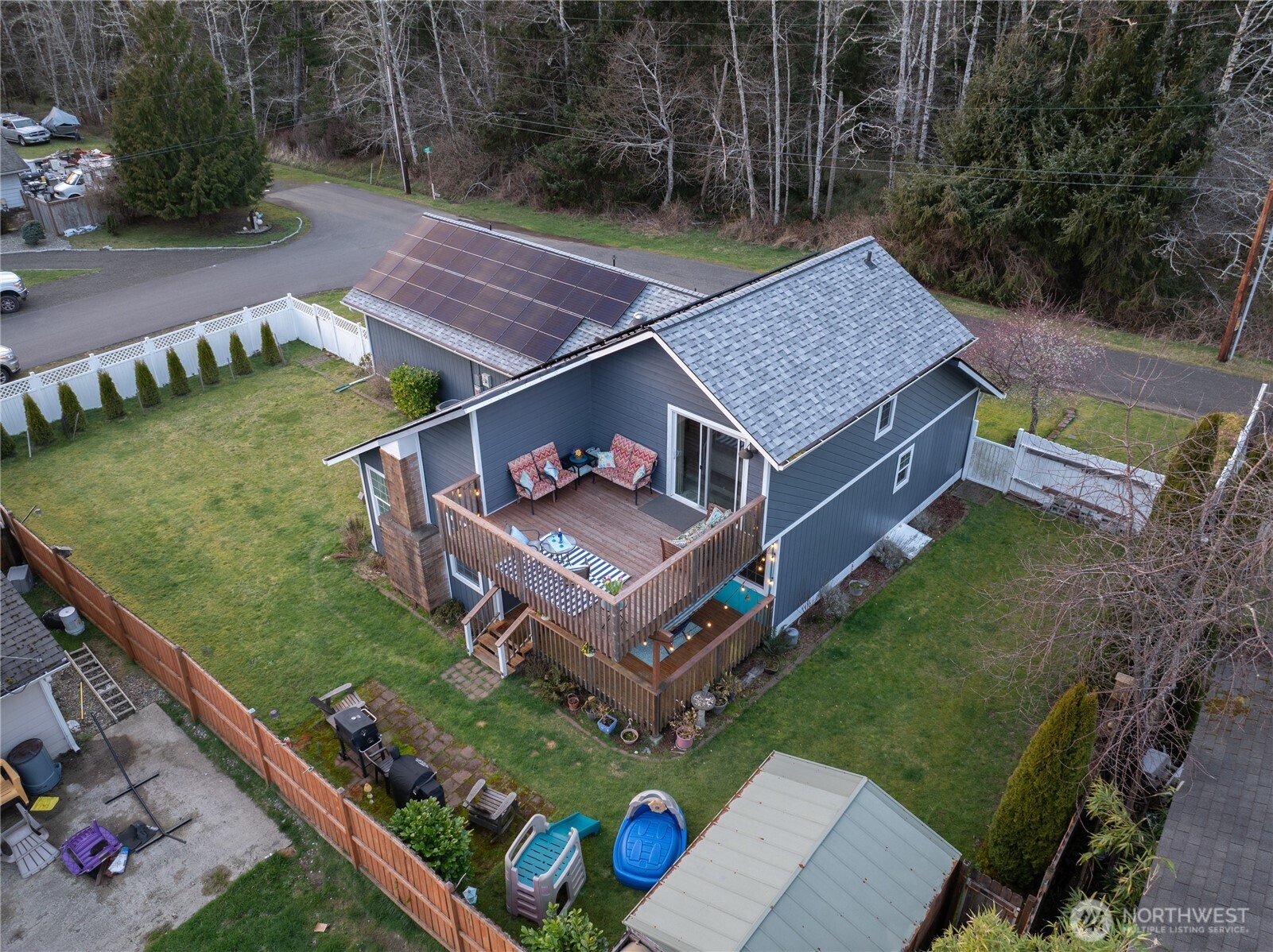 417 W Elizabeth Avenue Property Photo
