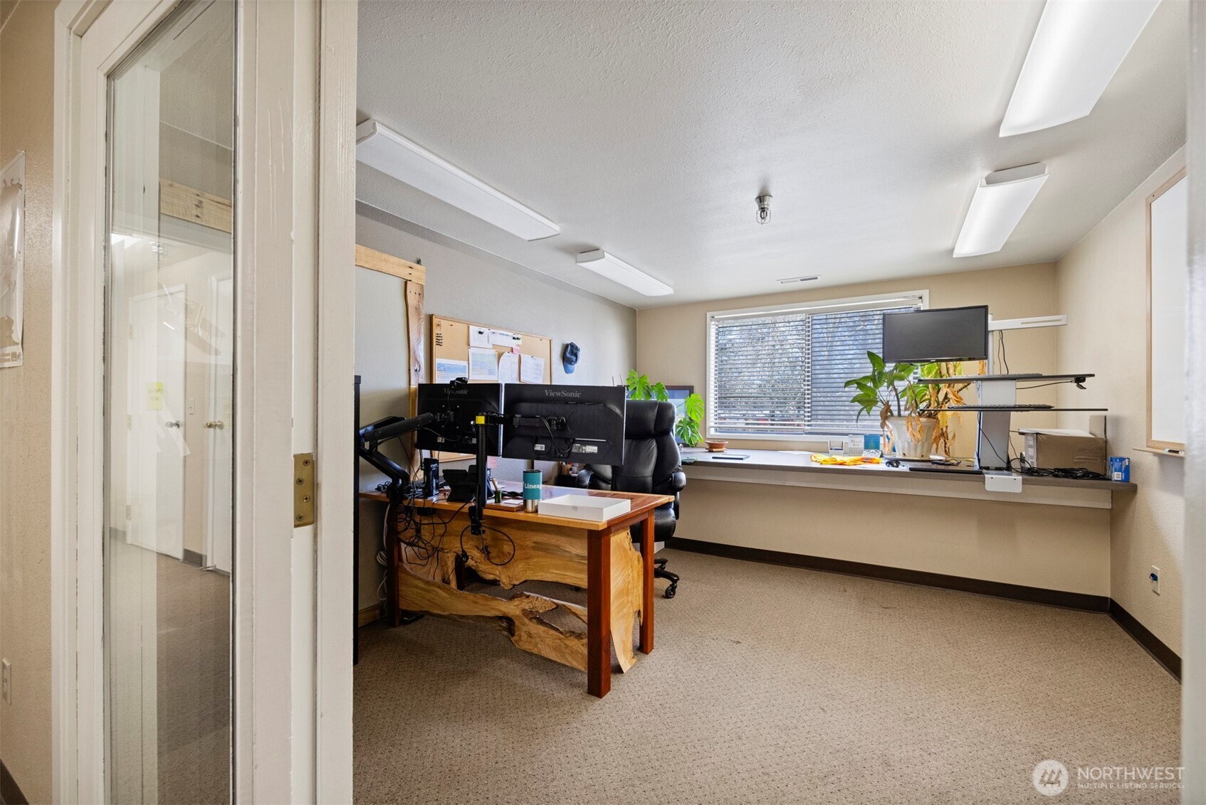 2460 Salashan Loop Property Photo 32