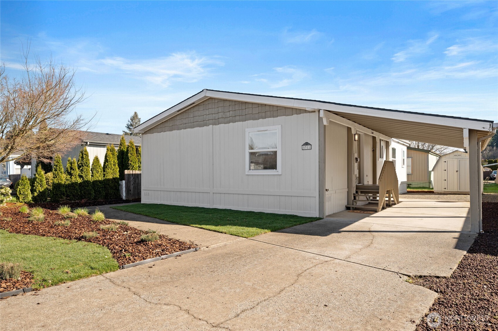 5311 Ne 75th Avenue Property Photo
