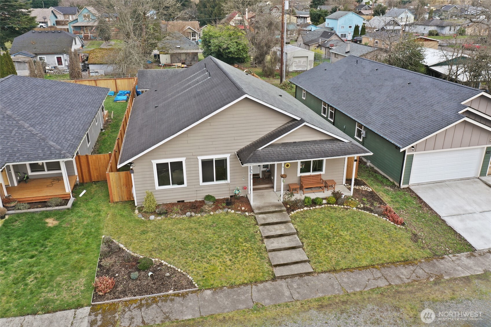1414 Windsor Avenue Property Photo 2
