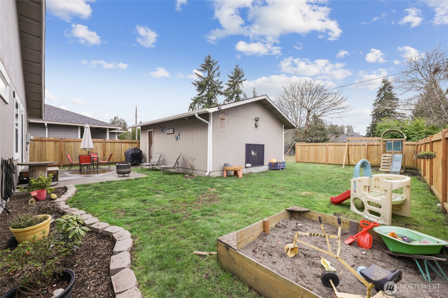 1414 Windsor Avenue Property Photo 22