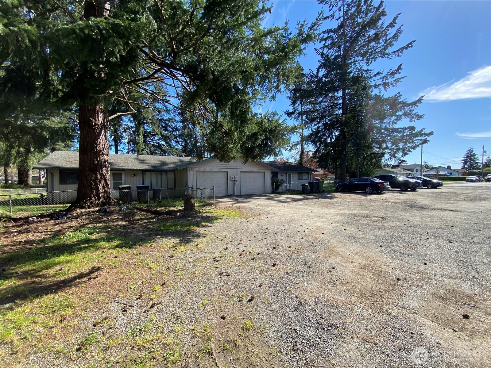 1602 1604 King Street Property Photo 3