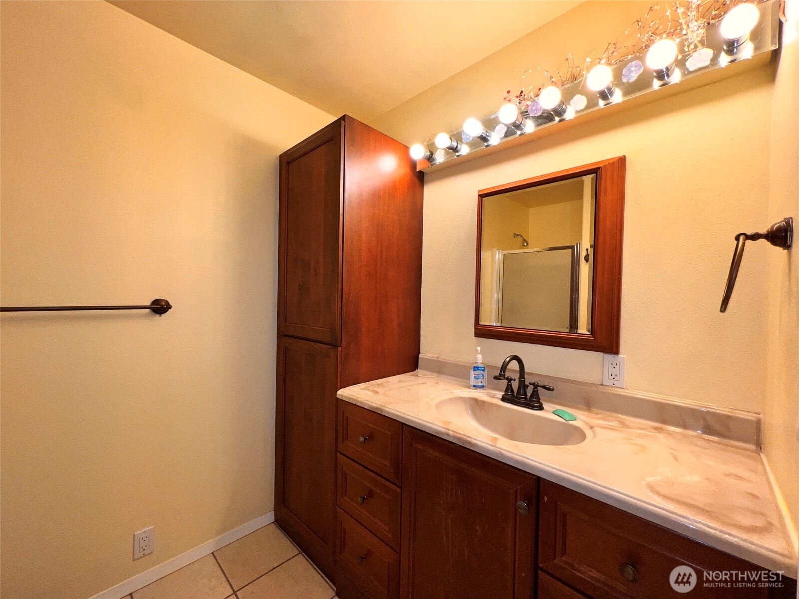 17320 N Highway 21 Property Photo 5