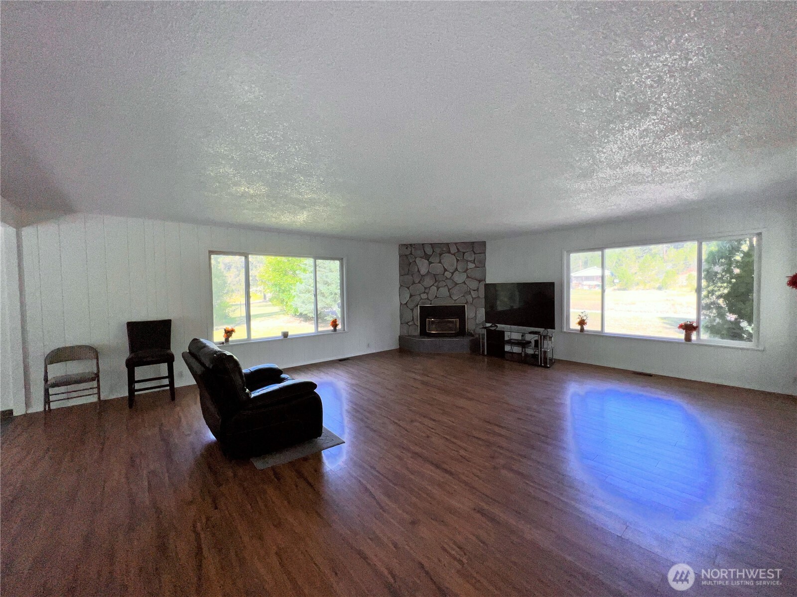 17320 N Highway 21 Property Photo 17