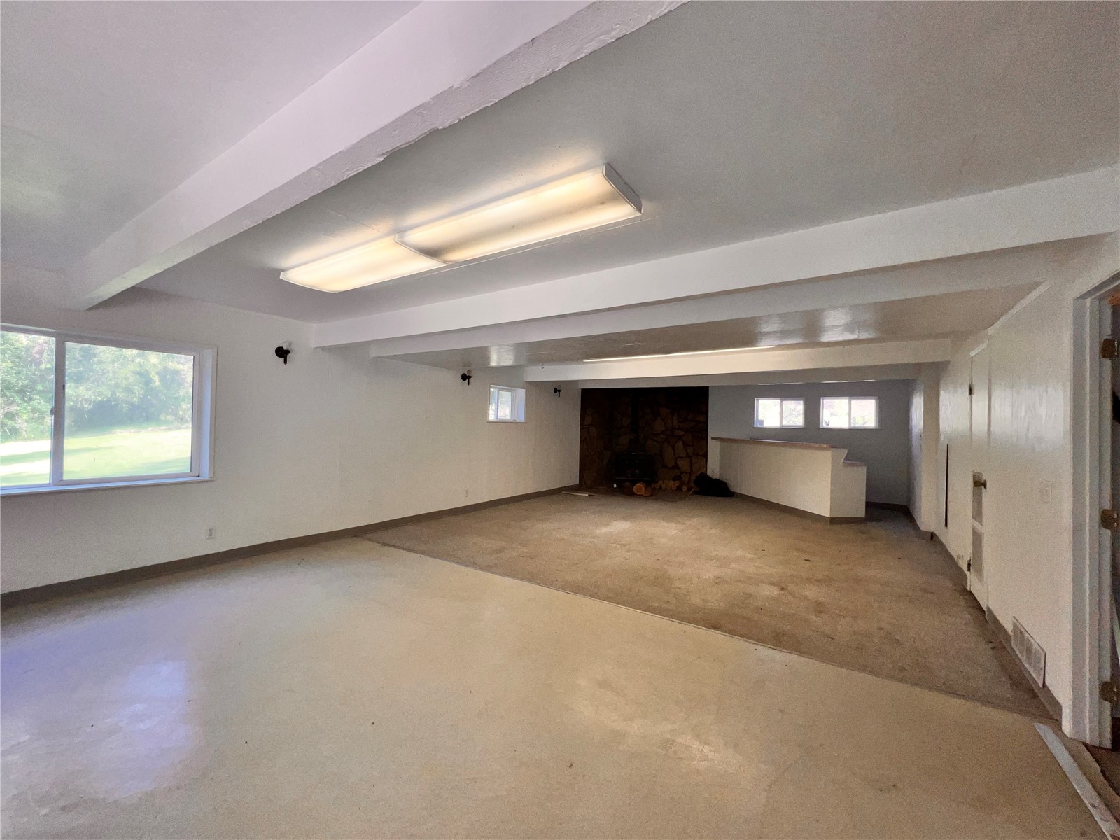 17320 N Highway 21 Property Photo 18