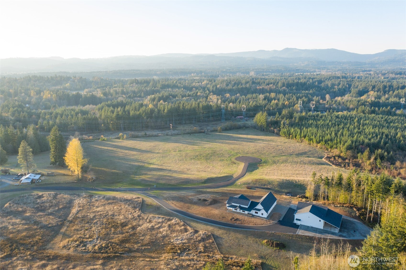 14010 Quiet Waters Lane Property Photo 16