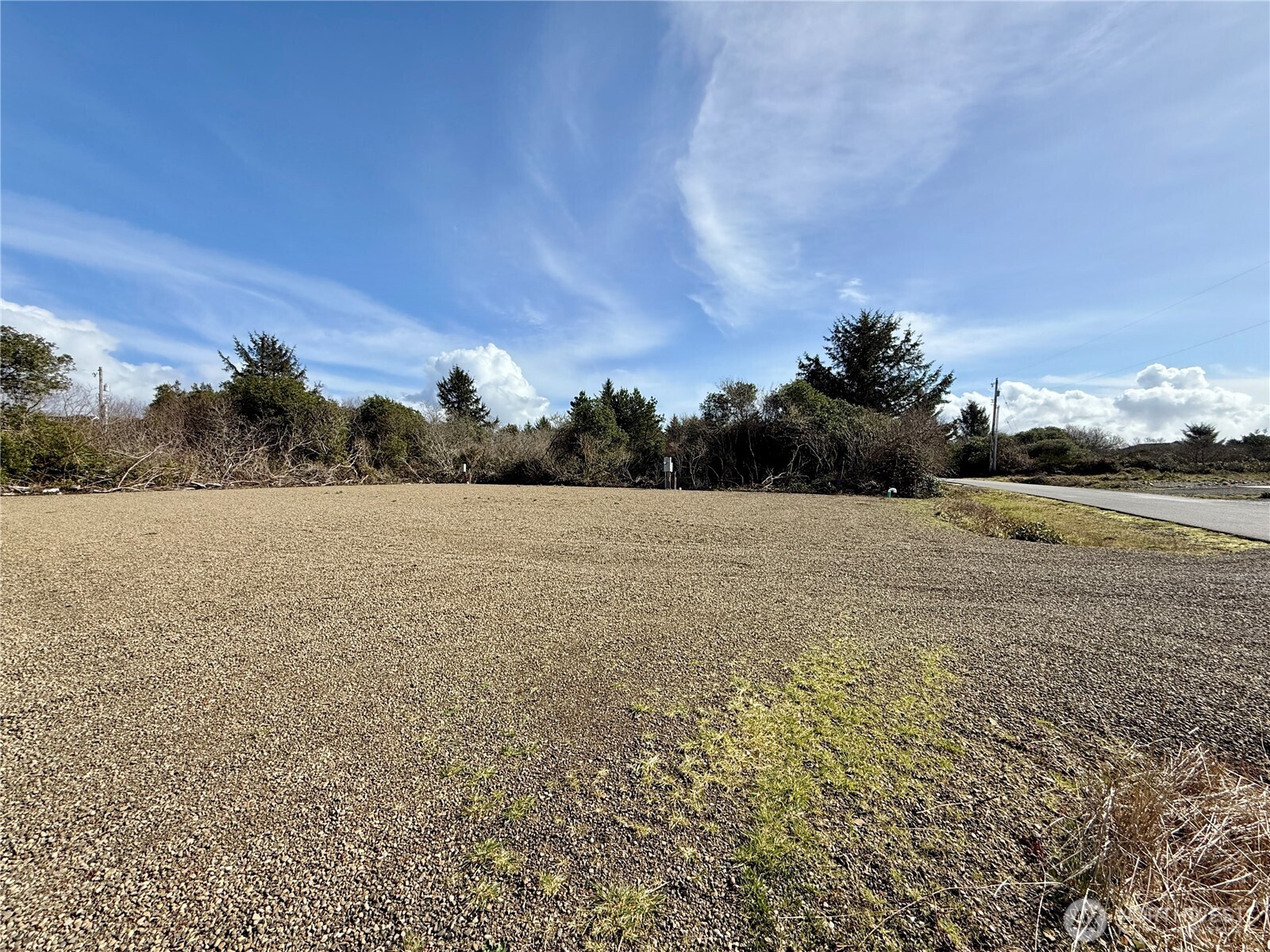 198 N Wynoochee Drive Property Photo 6