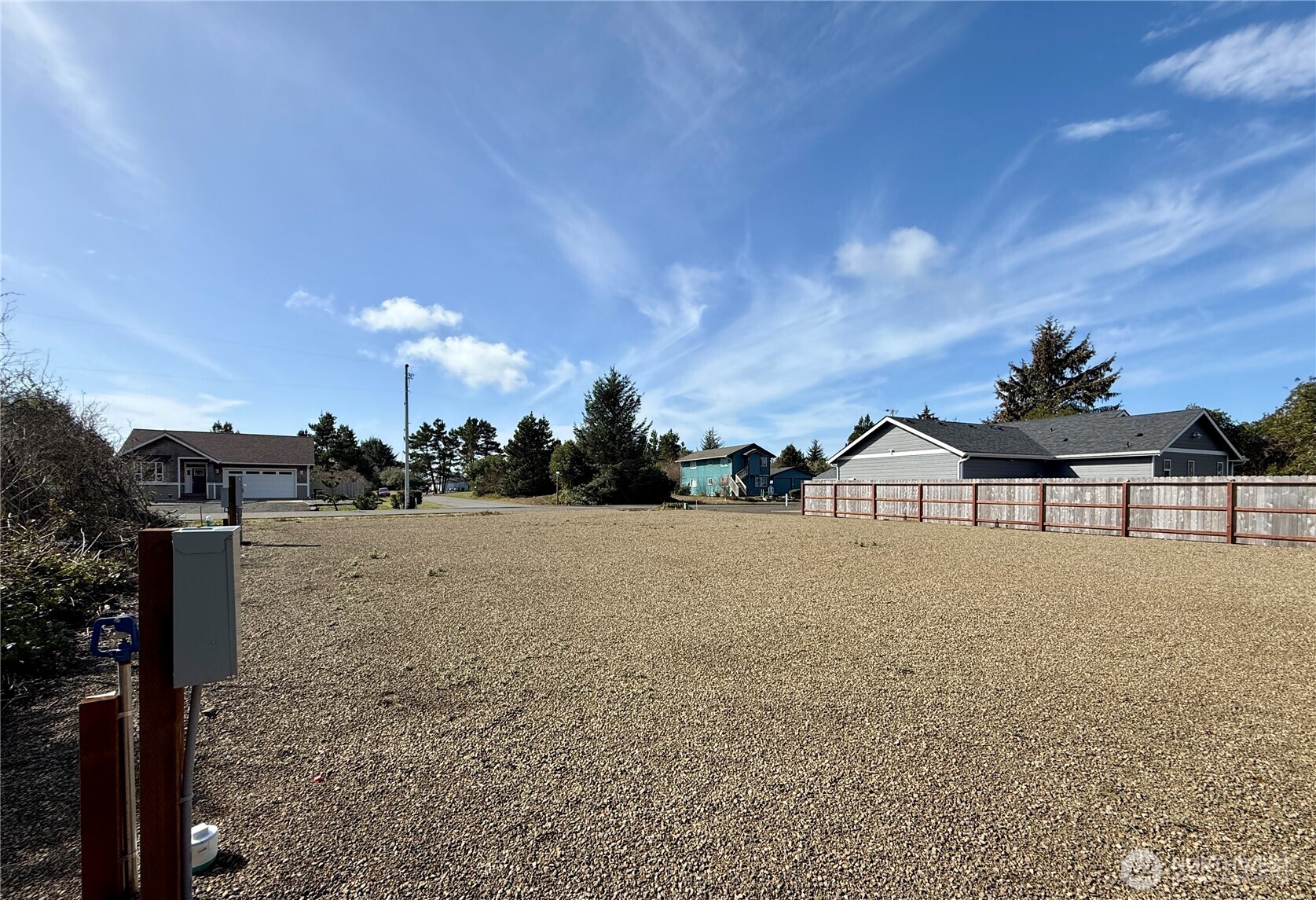 198 N Wynoochee Drive Property Photo 17