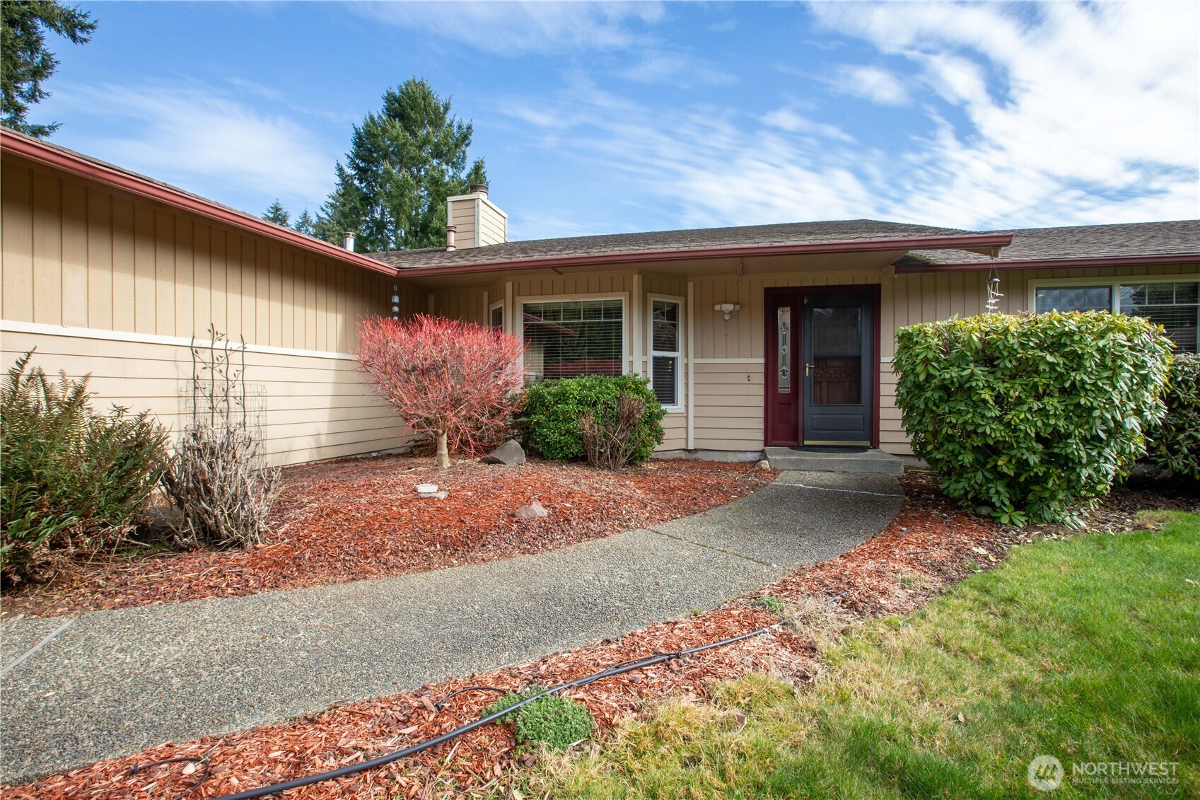 3932 Foxhall Drive Property Photo 2