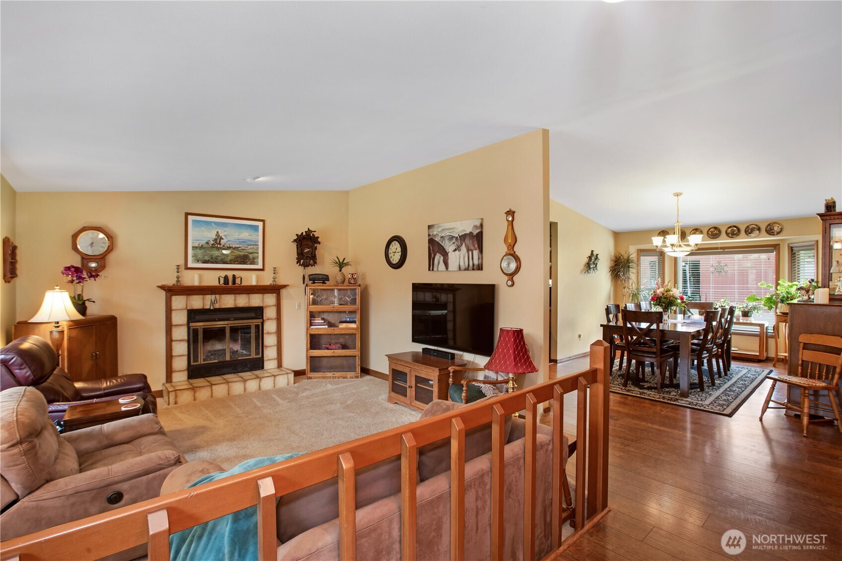 3932 Foxhall Drive Property Photo 5