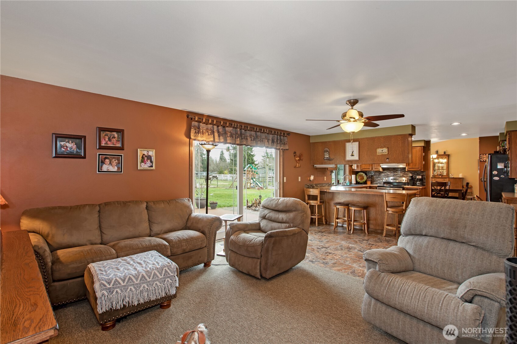 3932 Foxhall Drive Property Photo 12
