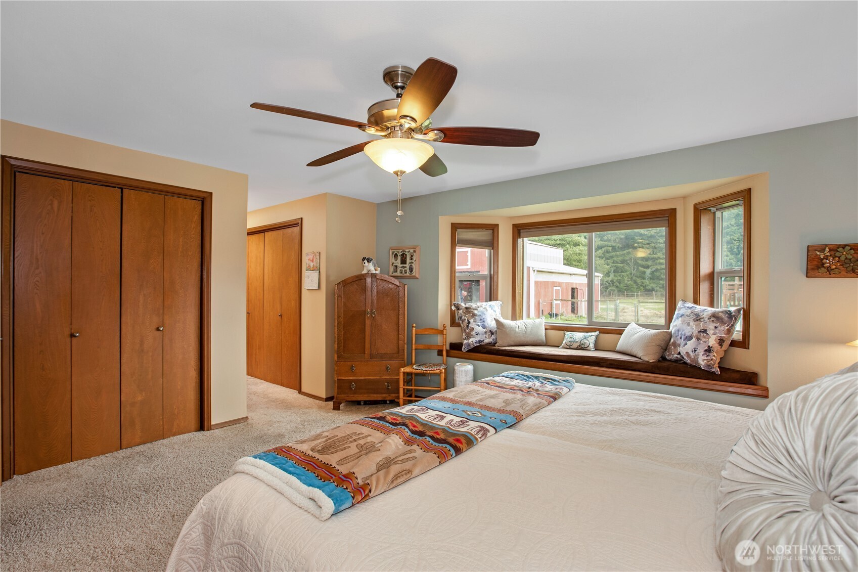 3932 Foxhall Drive Property Photo 17