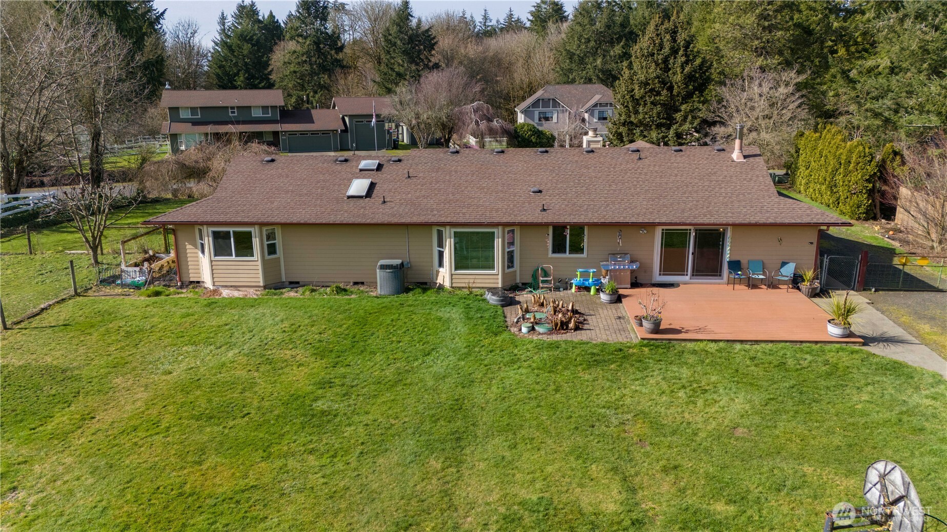 3932 Foxhall Drive Property Photo 34