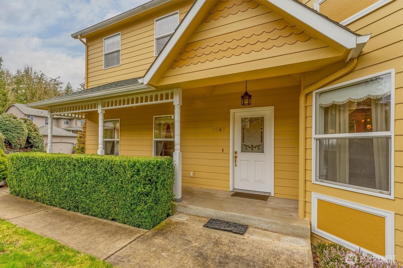 1045 Taylor Road Property Photo 5