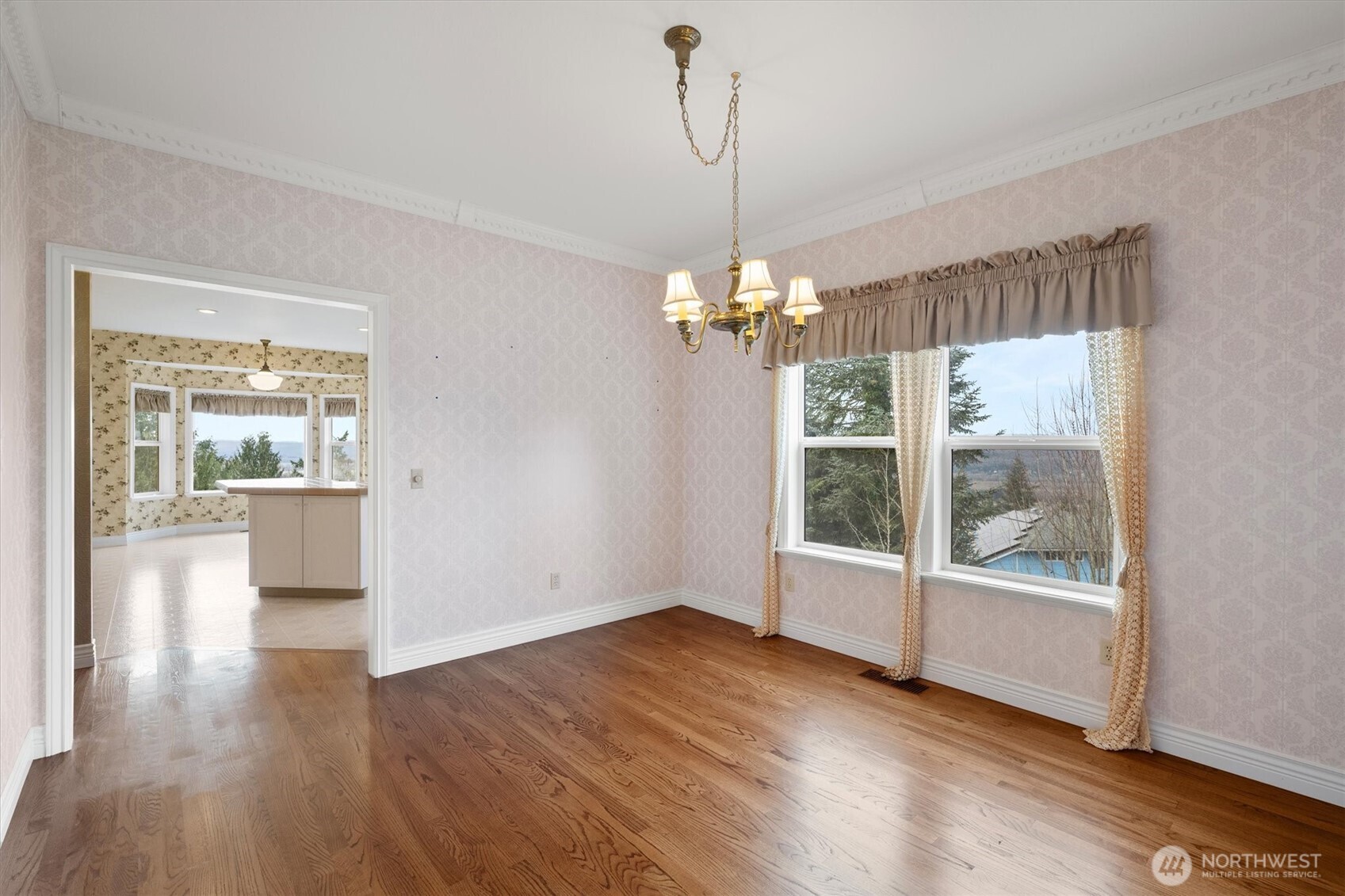 1045 Taylor Road Property Photo 19