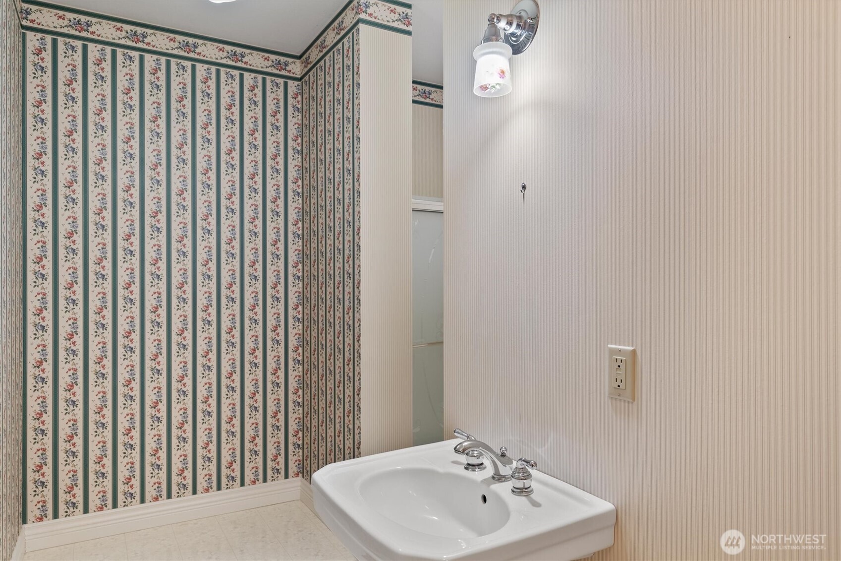 1045 Taylor Road Property Photo 21