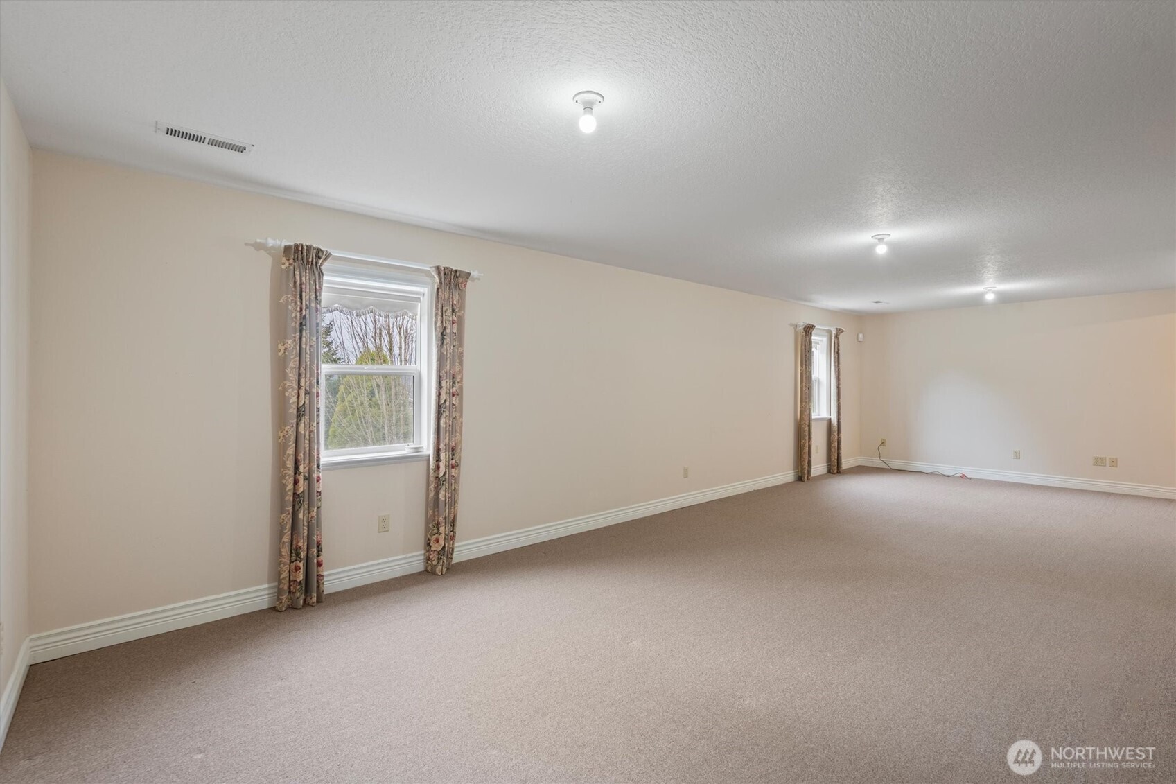 1045 Taylor Road Property Photo 35