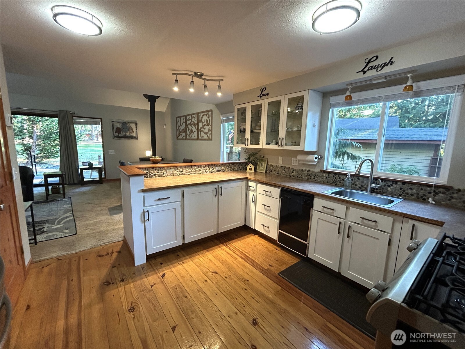 310 N Mount Christie Drive Property Photo 6